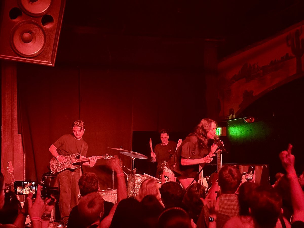 upsahl-band-performing-the-smell-los-angeles-june-2026.jpg