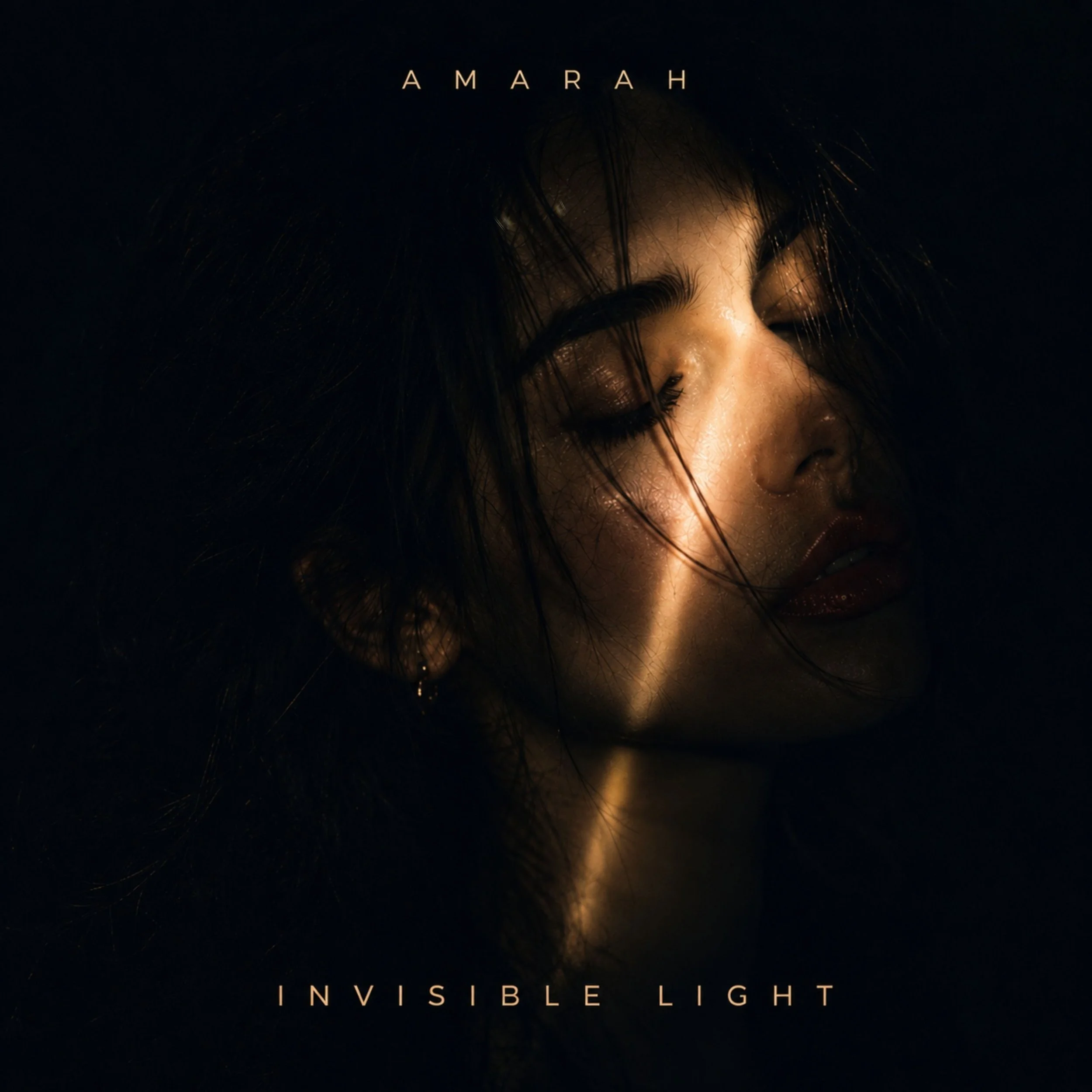 Amarah celebrates her first English release with “Invisible Light”