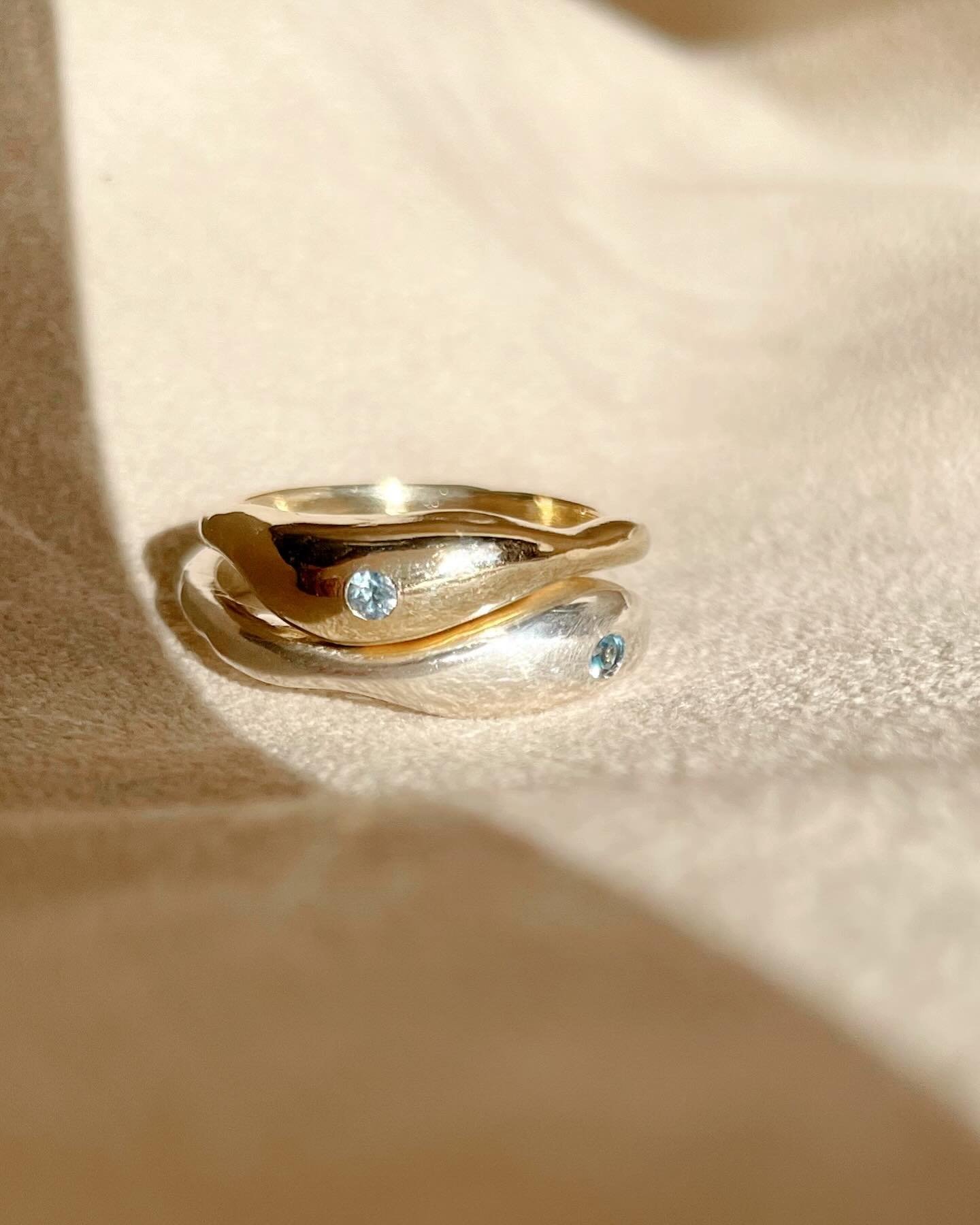 NEW Sweet lil Ripple Rings with Montana Sapphires for those holiday love gifties 🩵🩵🩵