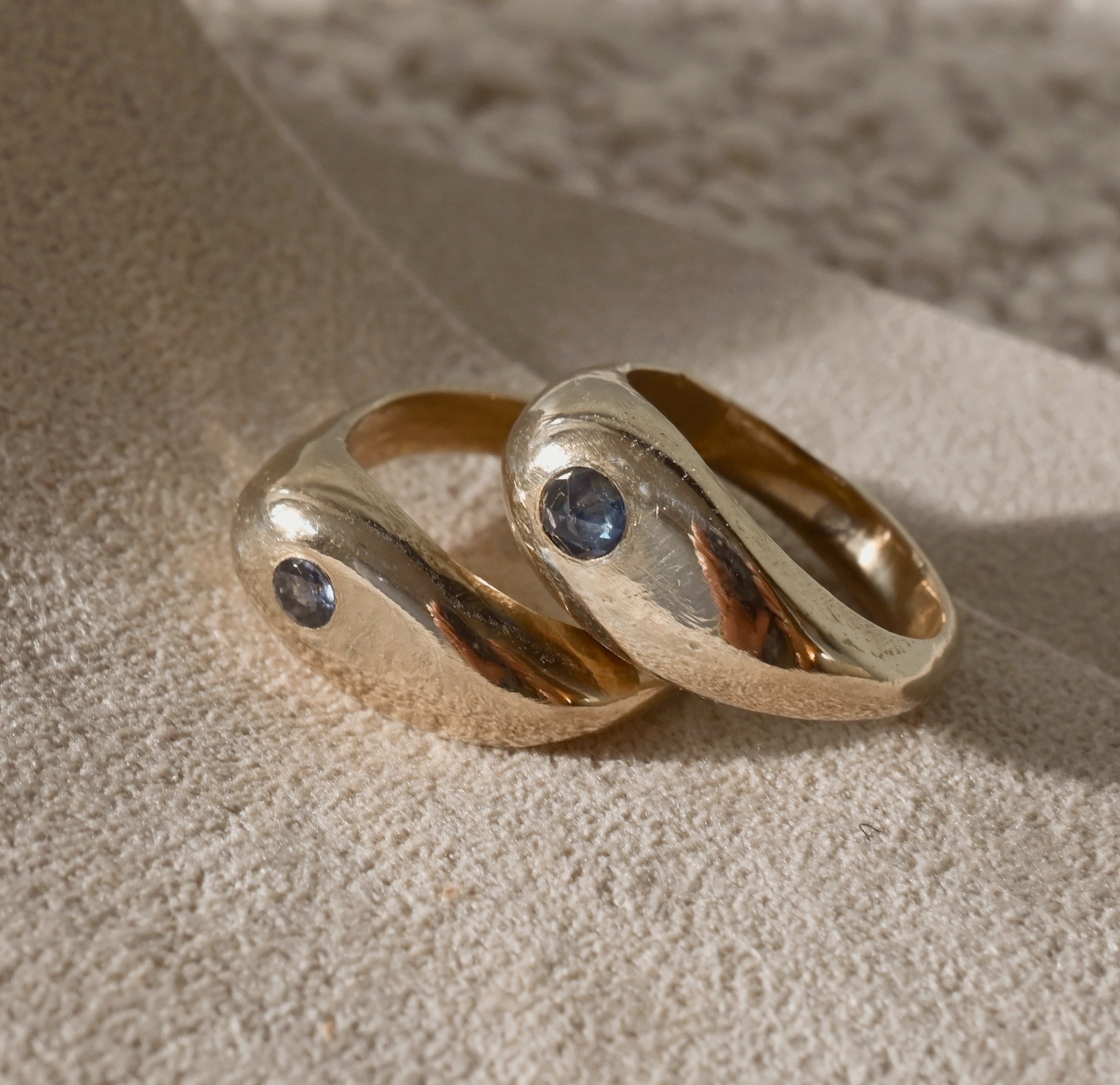 Droplet Sapphire Rings