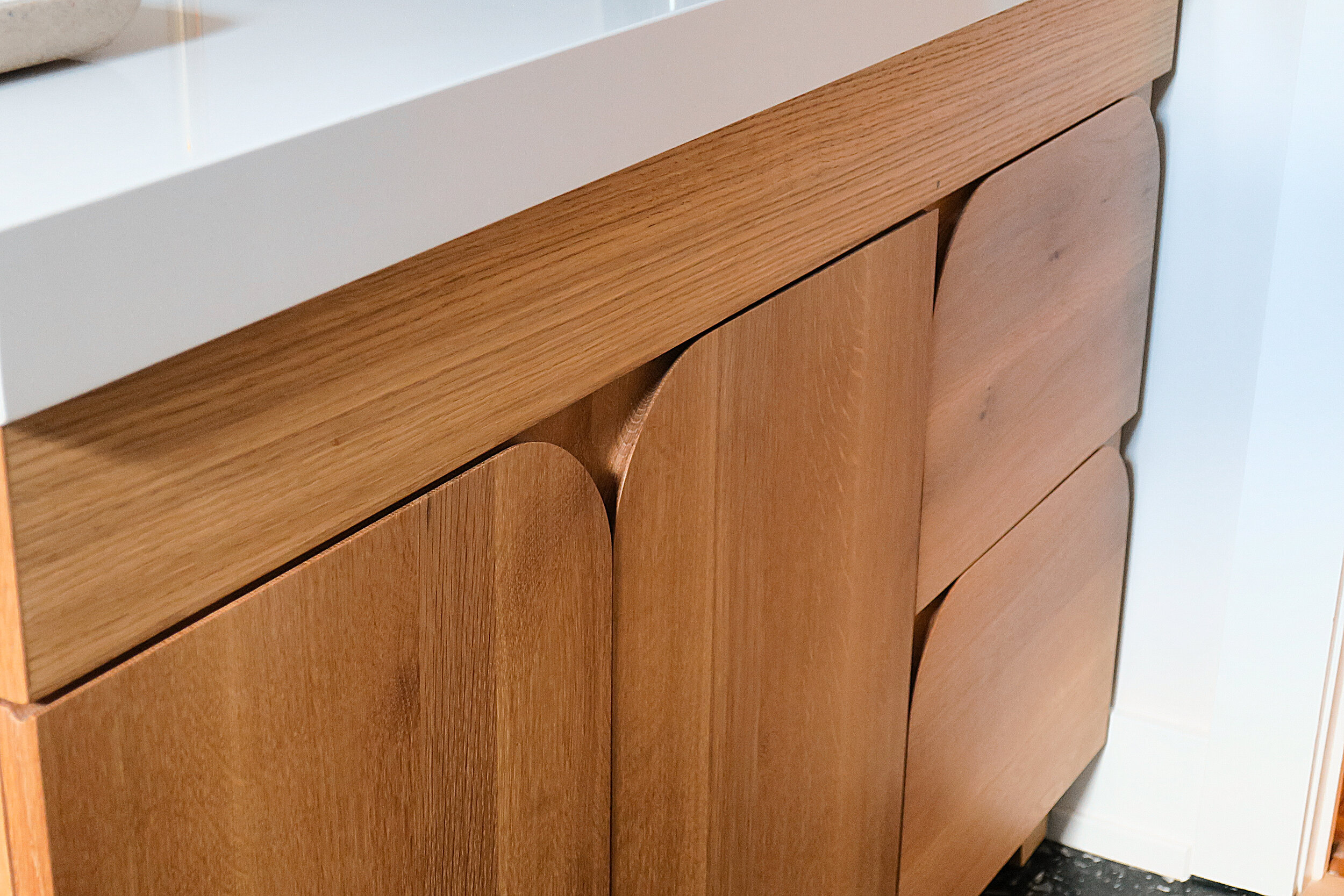 Bathroom Vanity, integrated finger pulls