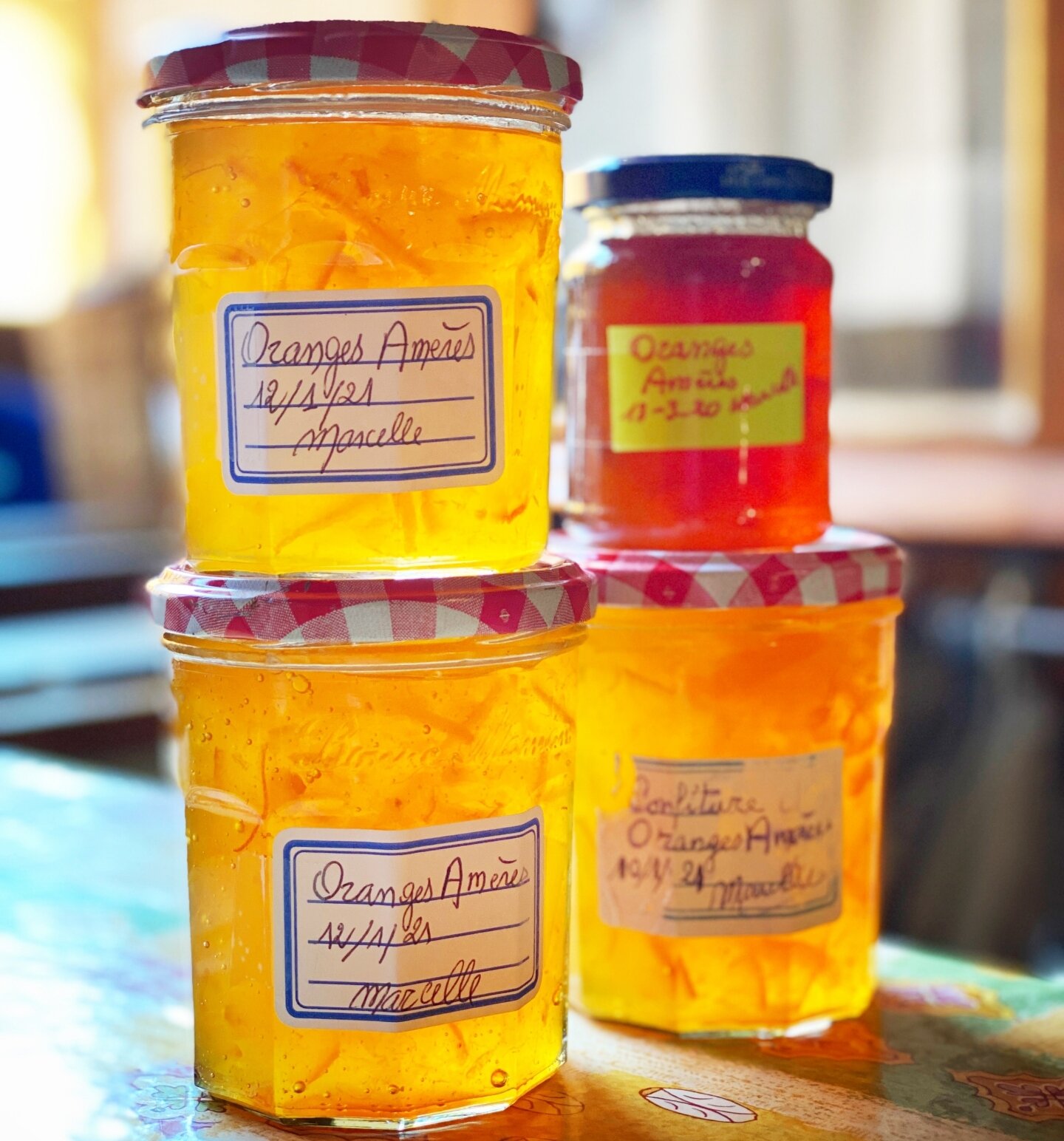 The bitter-orange marmelade made by Marie Marcelle Resch, who made over 300 jars of marmalade this season, as well as several dozen fruit cakes. These are simply to give away - to the local policeman, to neighbors, to all sorts of people. She has a h