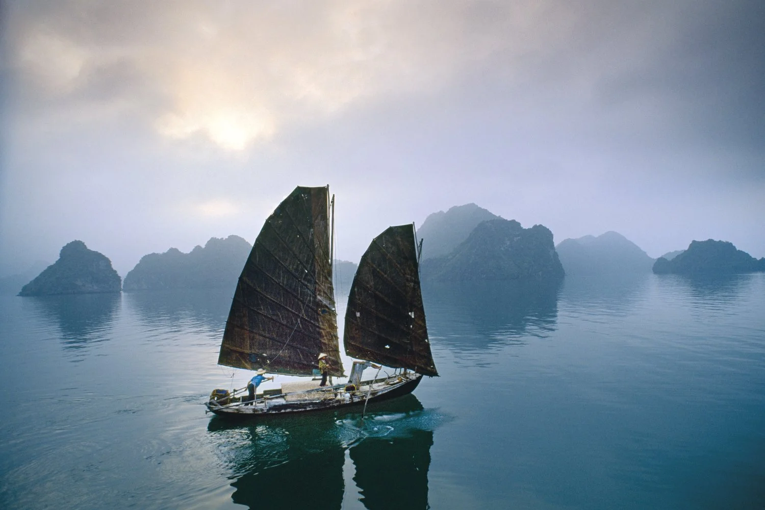 FISHING JUNK, HA LONG BAY, 1995