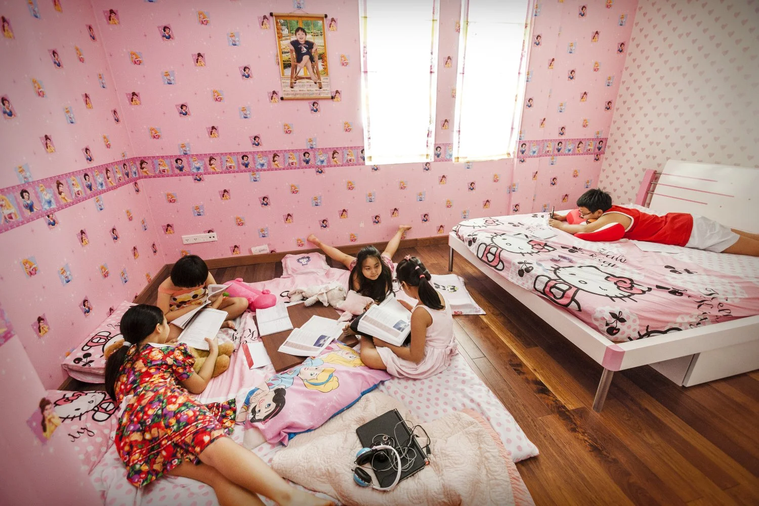 PLAY DATE, HO CHI MINH CITY SUBURBS, 2013