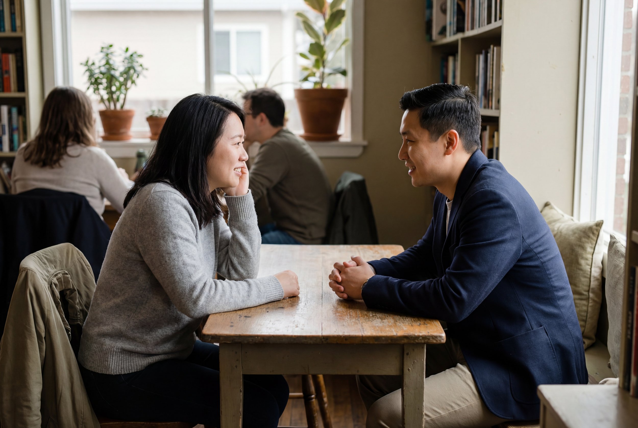 How Lightscaper Helps Professionals Connect with Their Audience