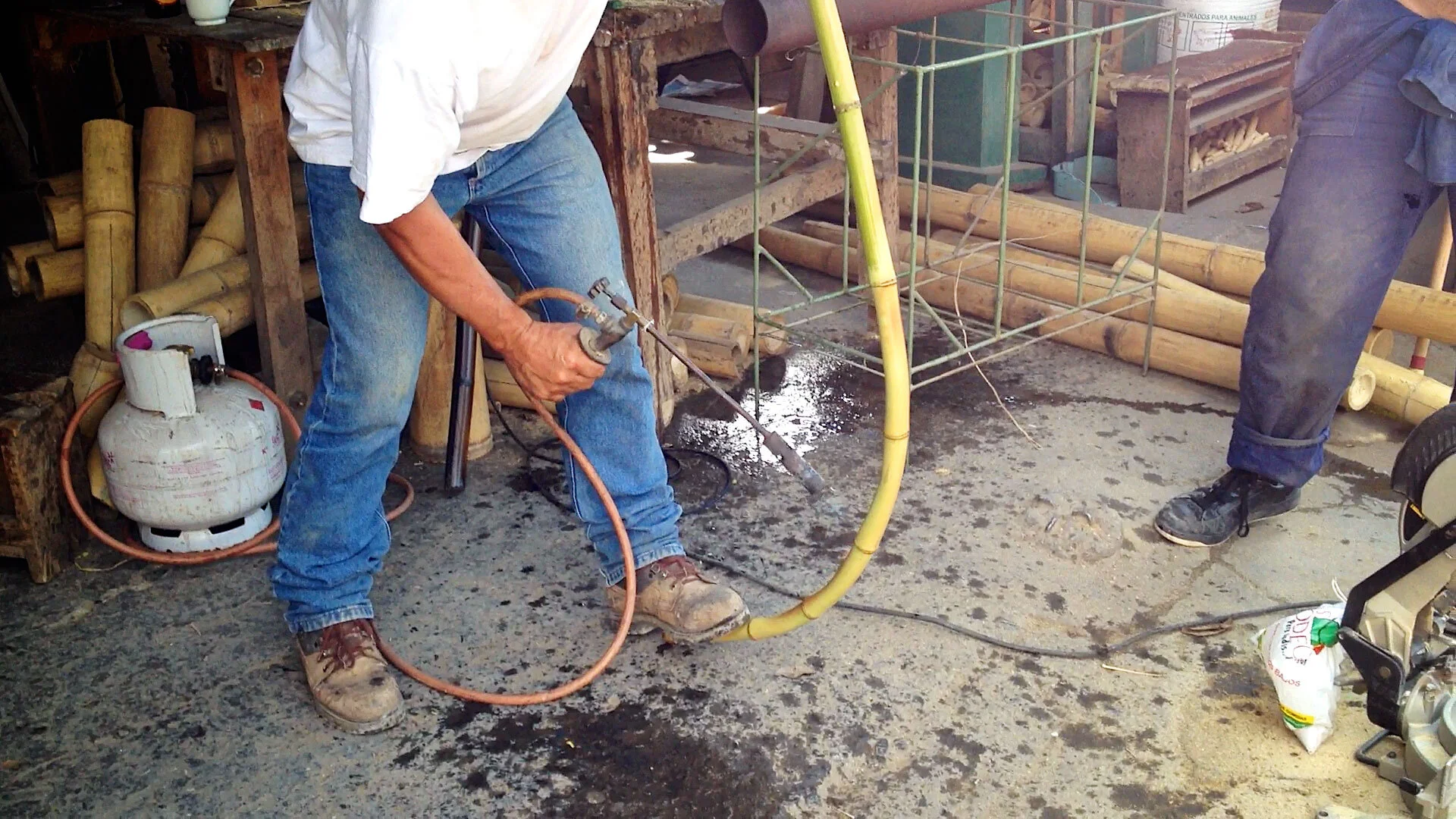 Bamboo Joints and Joinery Techniques — Guadua Bamboo