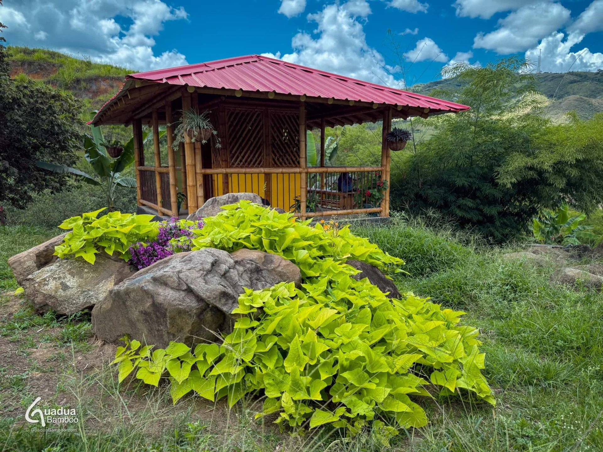 Composting sanitary infrastructure at Guadua Bamboo in Colombia