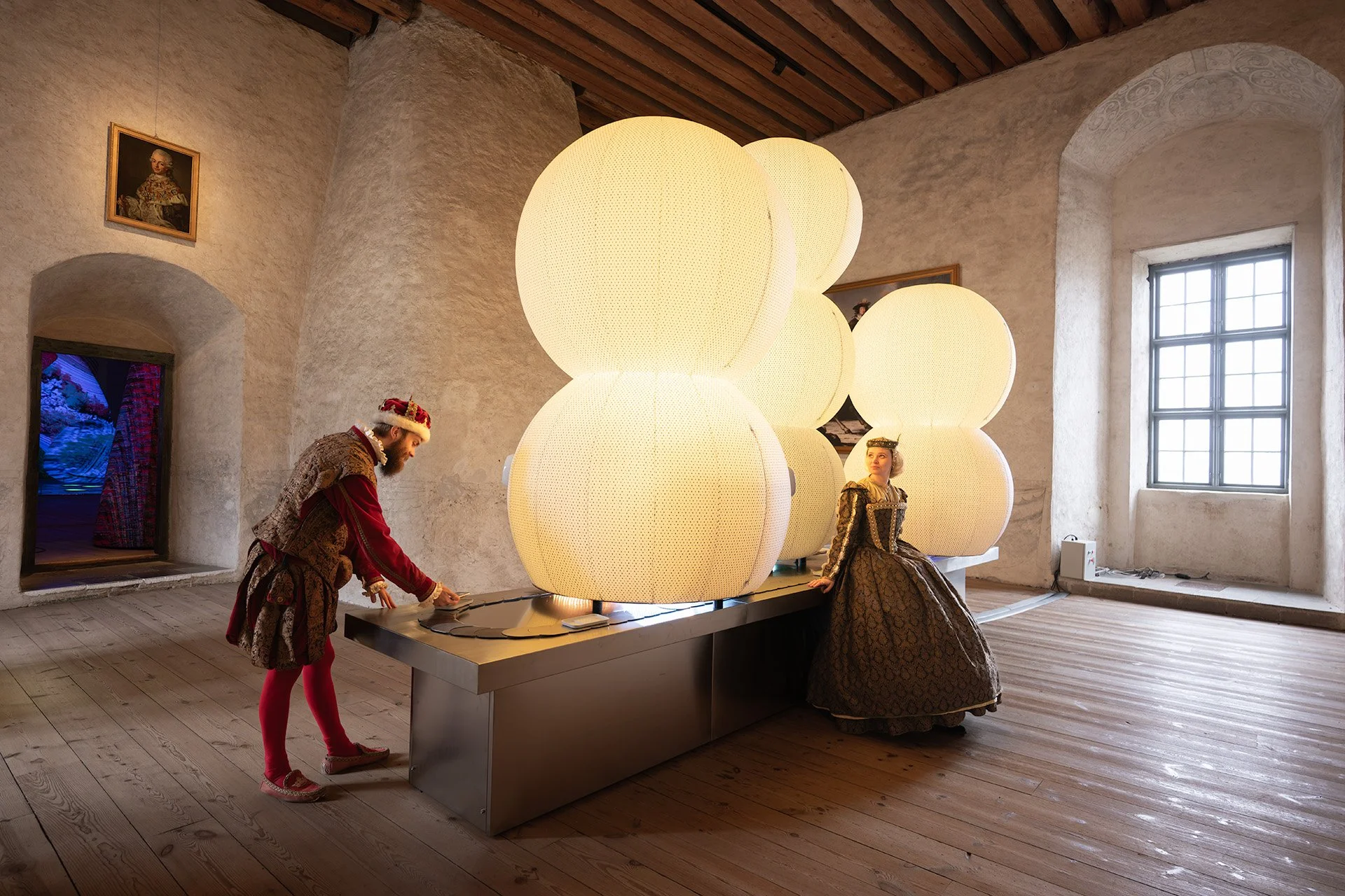 ENESS Modern Guru HD DSC2894.jpg