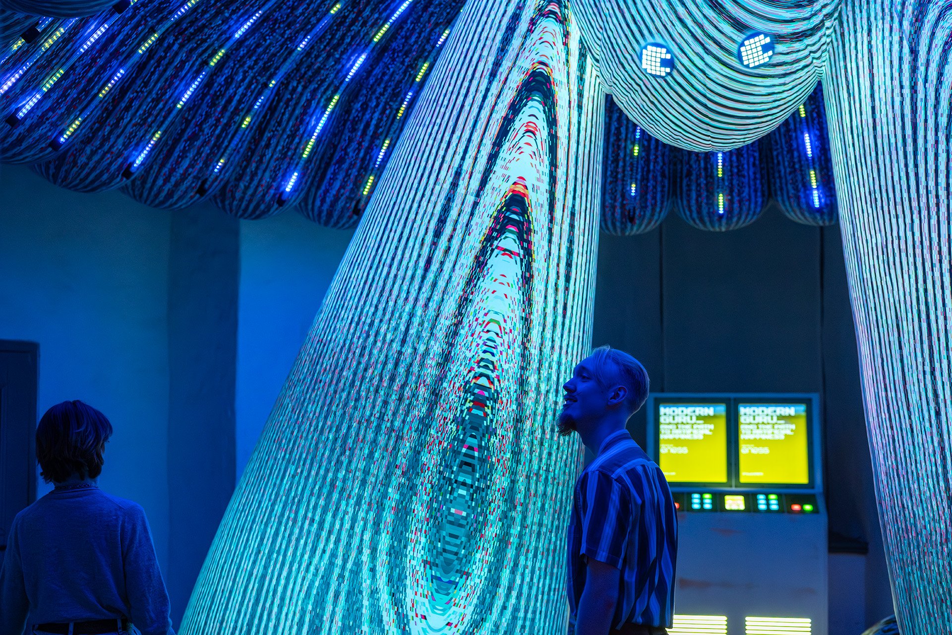 ENESS Modern Guru HD 1H4A9154.jpg