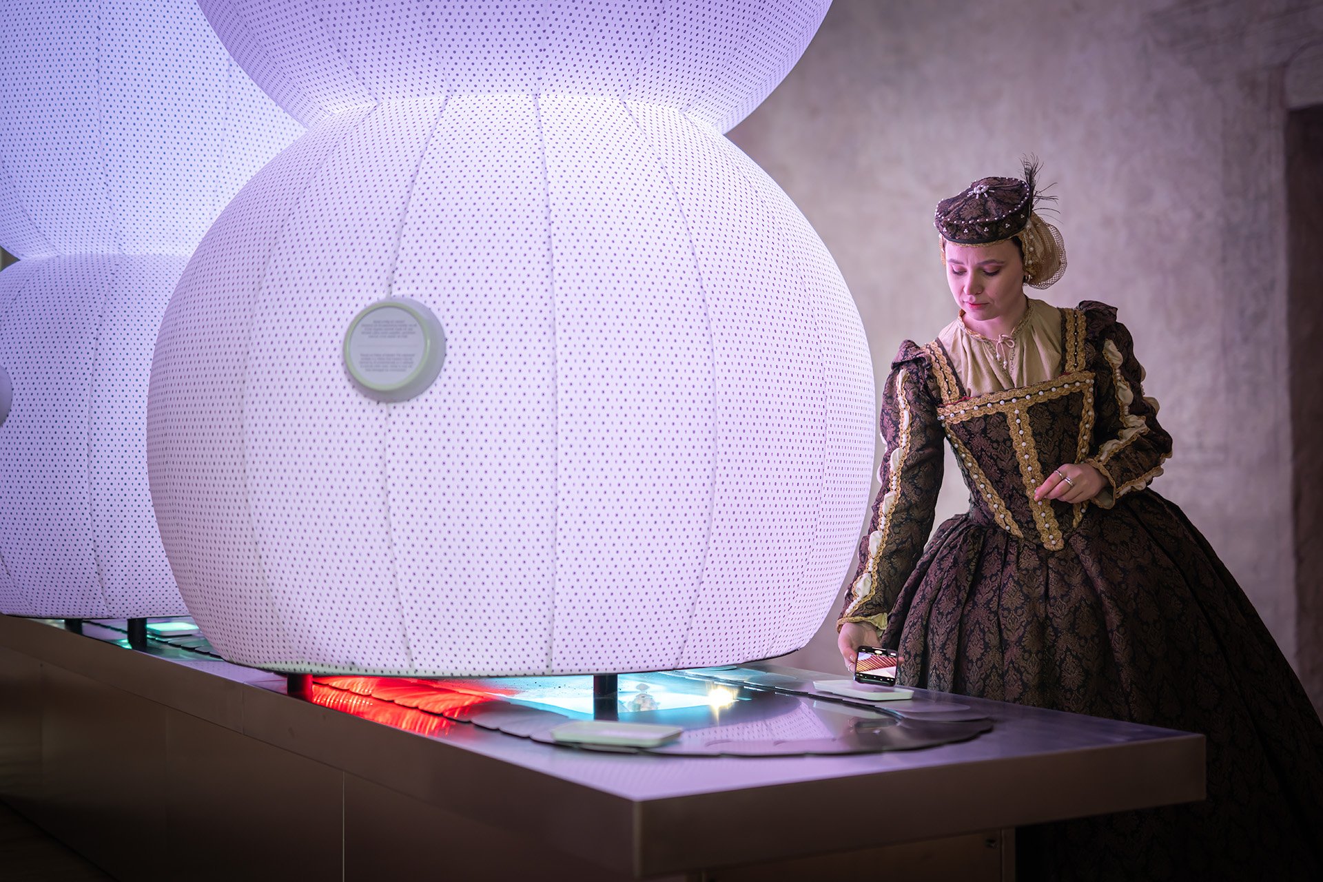 ENESS Modern Guru HD DSC2793.jpg