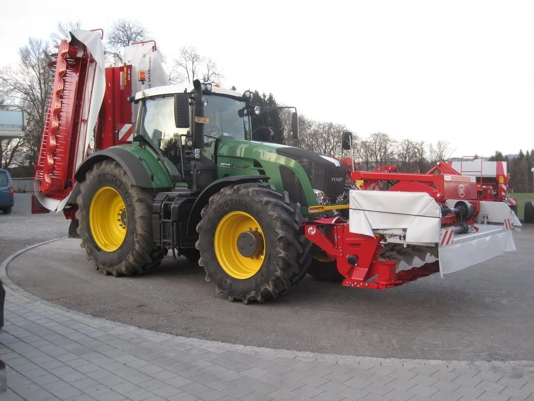 494 Lely Splendimo 900MC Hofstetter.jpg