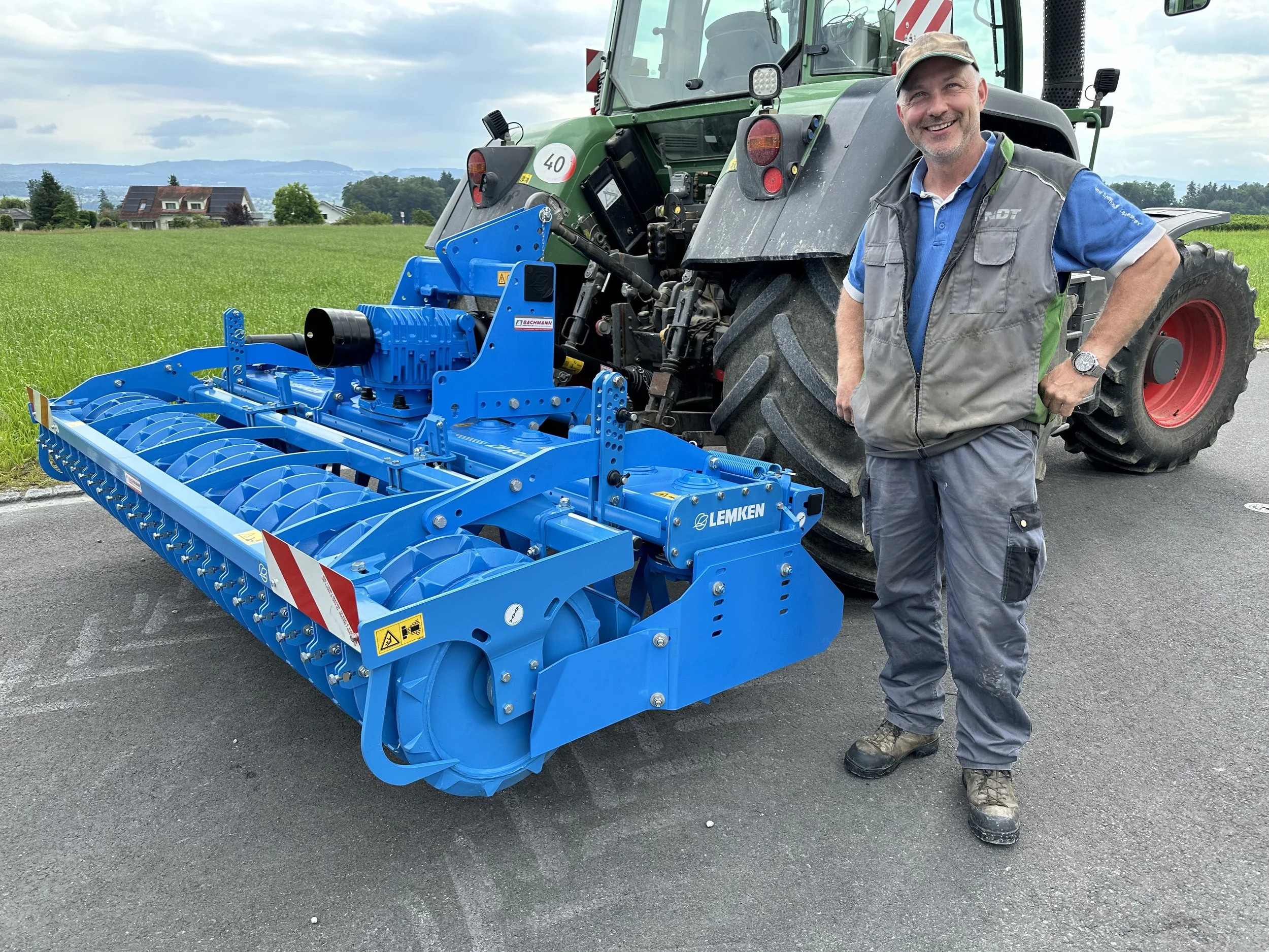 Lemken Zirkon 12/300 mit Trapezpackerwalze