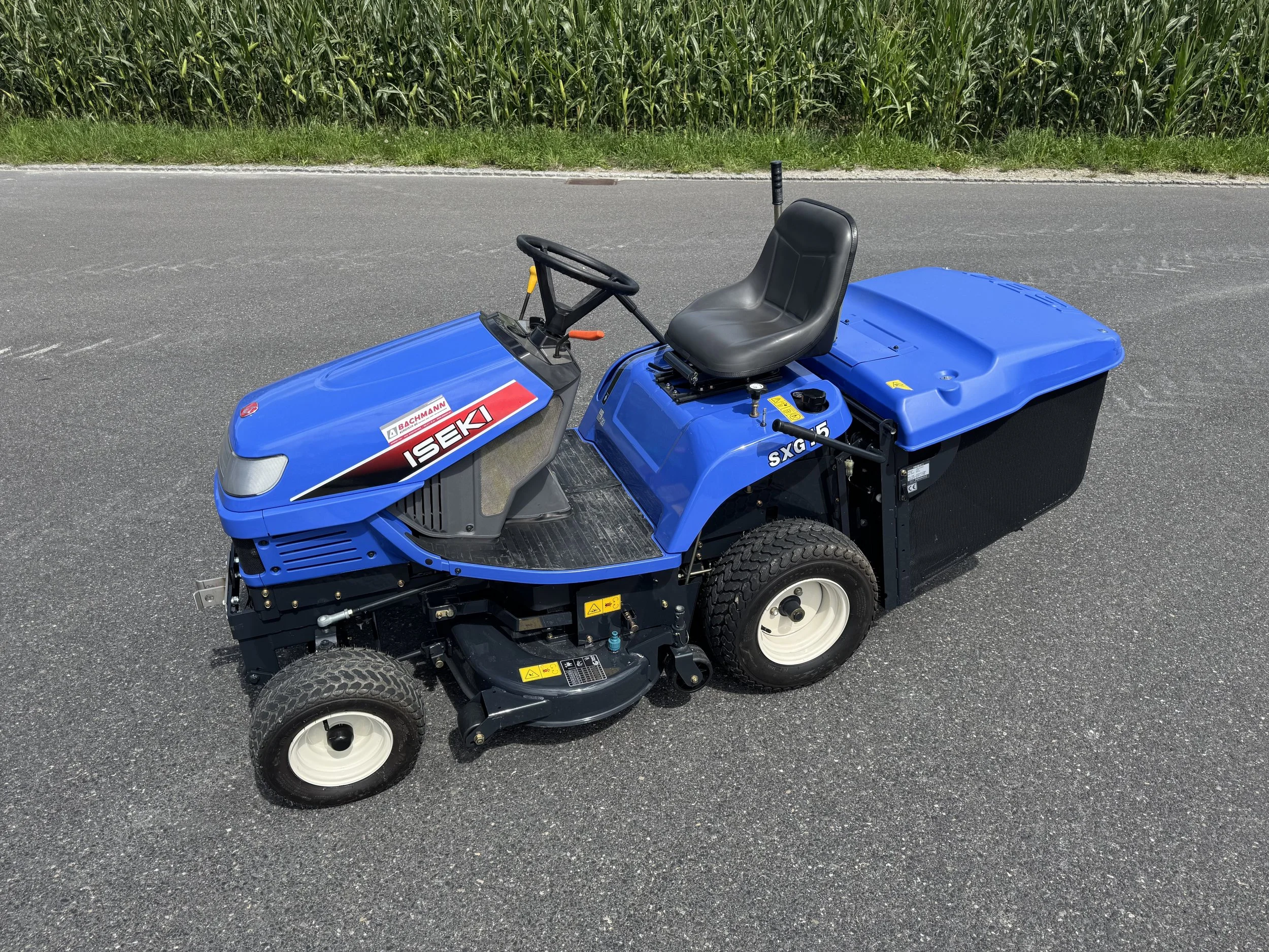 Iseki SXG 15H, Rasentraktor