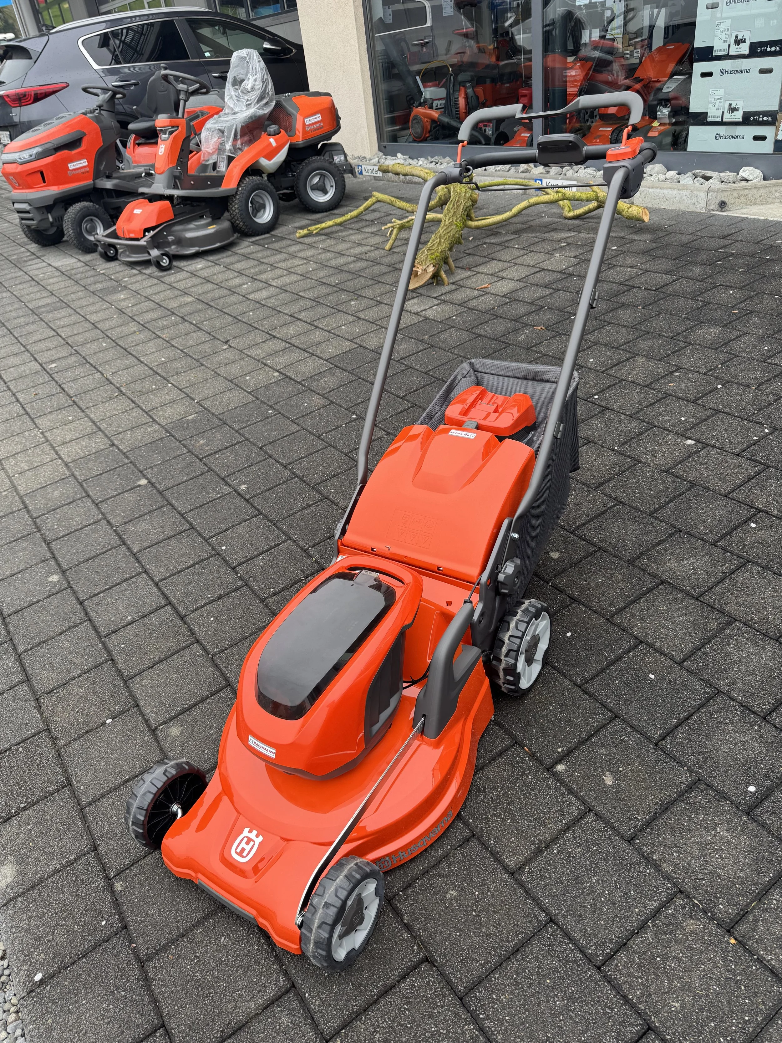 Husqvarna LC 347iVX, Krebs