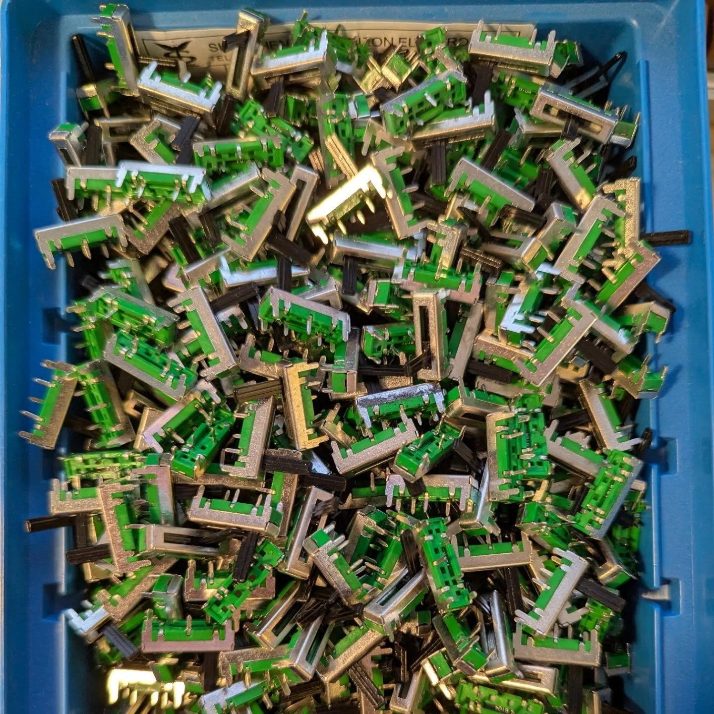 After years of buying bags of 20, I finally worked with a manufacturer to produce a batch of 2000 tiny slider pots for my cute little synths. I can now start manufacturing more of my little step sequencers and other new designs.

#potentiometer #euro