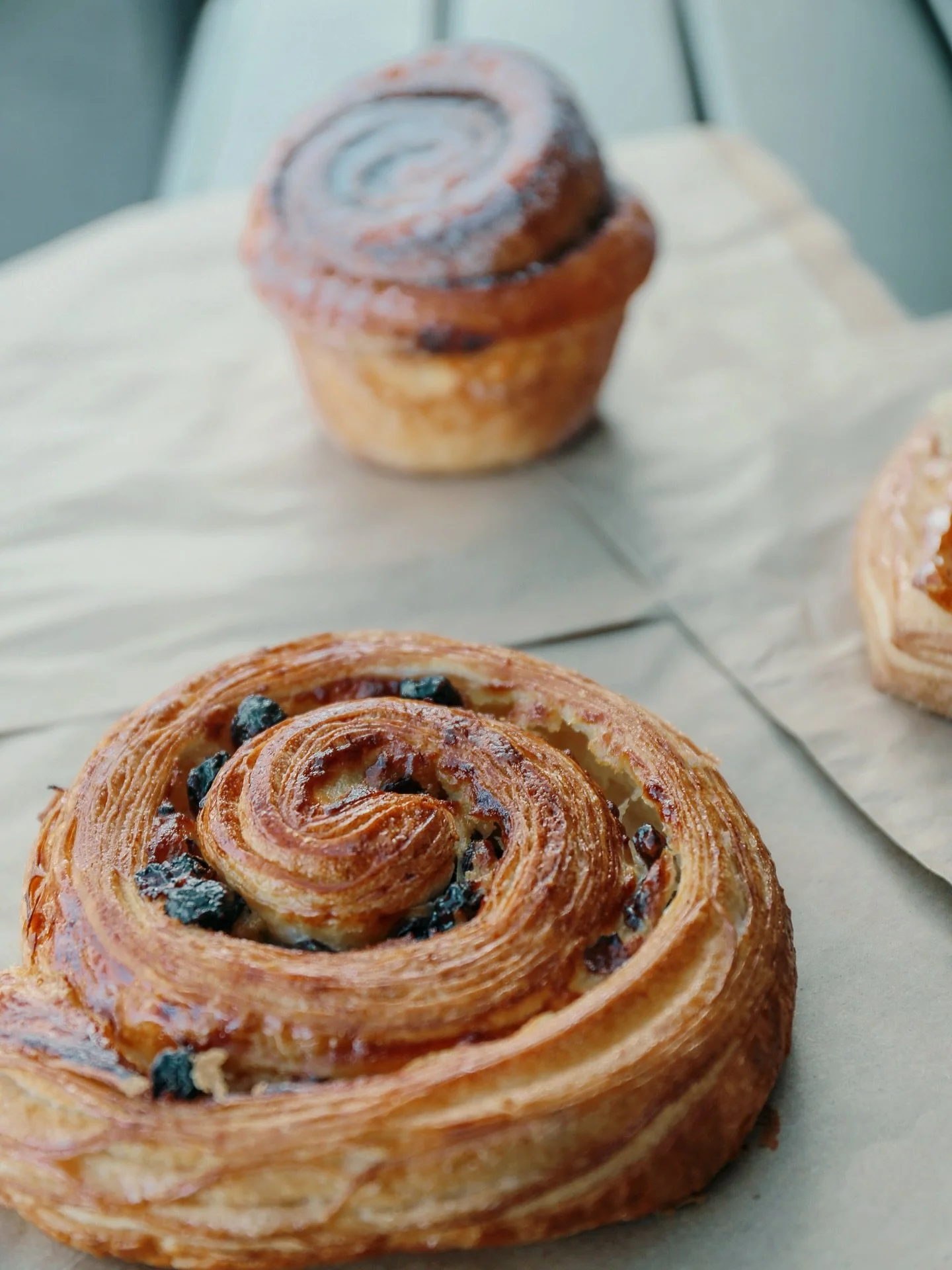 It&rsquo;s Market day today here in Bridport-stop by the store to pick up a pastry and a coffee before strolling in to town to browse the range of stalls. 

#coffee #pastey #marketday
