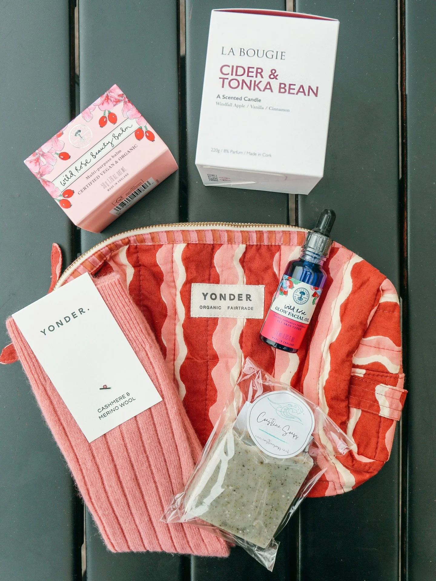 Rise gifting guide- 
For the friend who likes a pamper 🫶🏼
We have a range of comfy products, from cosy socks to warm hats. 
Scented products? No problem-we have soaps, candles, diffusers and oils. 
Great for gifting&hellip;or for yourself! 

#pampe