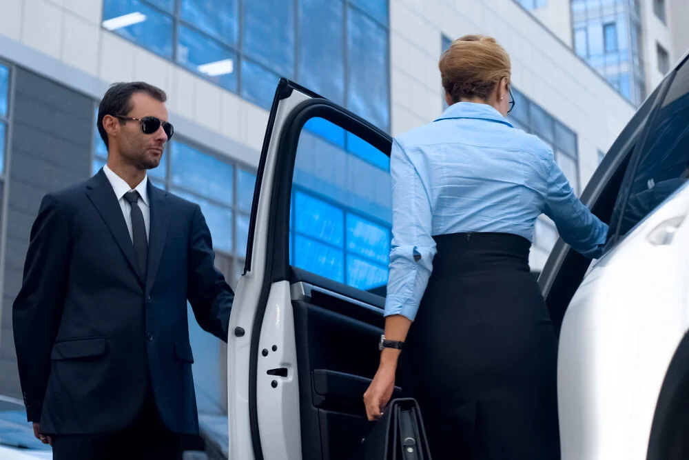 ....Consultoria em Segurança de Executivos..Specialized Security Consulting for Executives....