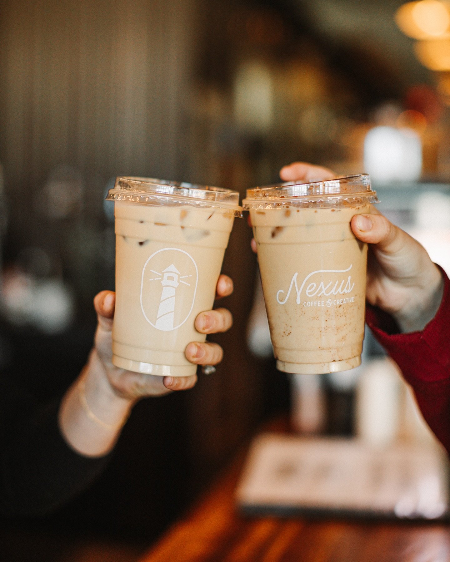 Three cheers for delicious fall drinks in our newly designed to-go cups! 👏  An Iced Sweet Potato Latte tastes so good in these, so we hear. 
.
.
.
#coffee #coffeeshop #local #shoplocal #localcoffeeshop #fall #autumn #fallcoffee #icedcoffee #icedlatt