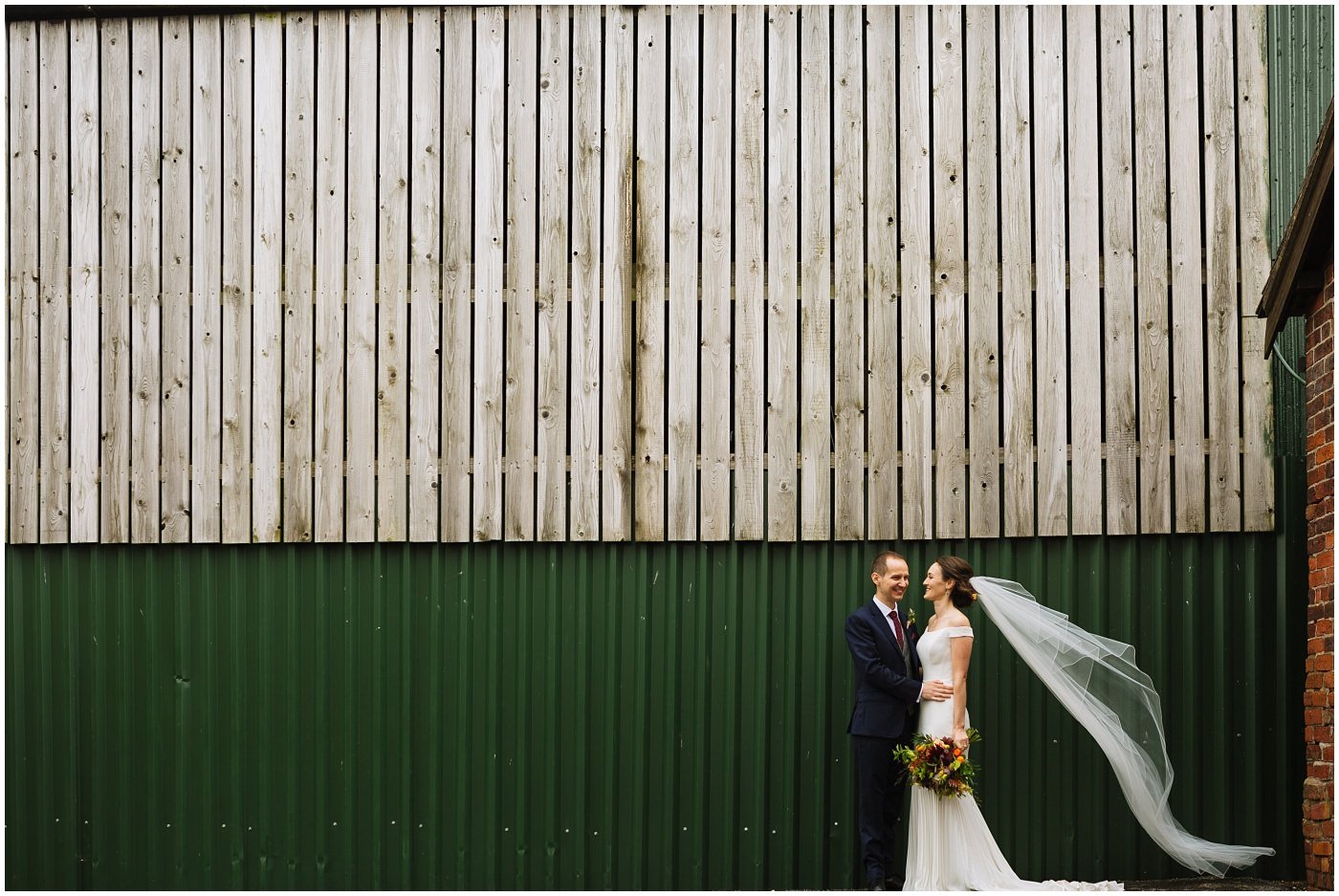 Sandhole Oak Barn Wedding (45).jpg