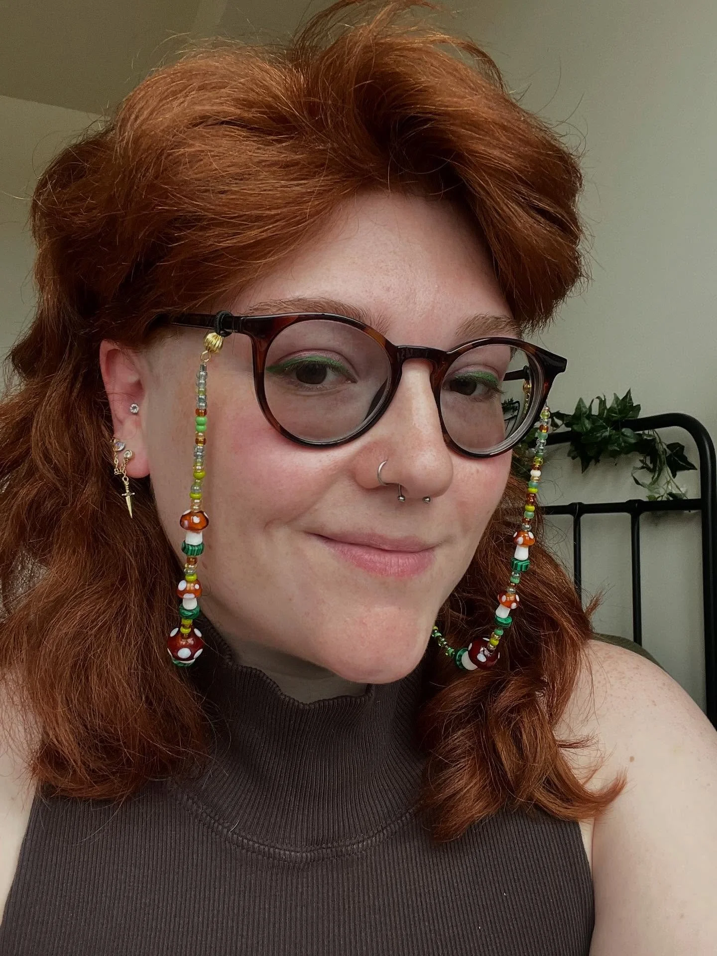 Glasses chains! Show off your personal style with a little something something for your glasses 👓🕶️

#beads #seedbeadjewelry #glasseschain #eyeglasschain #eyeglassaccessory #glassesaccessories #smallbusiness #handmade #handmadeaccessory