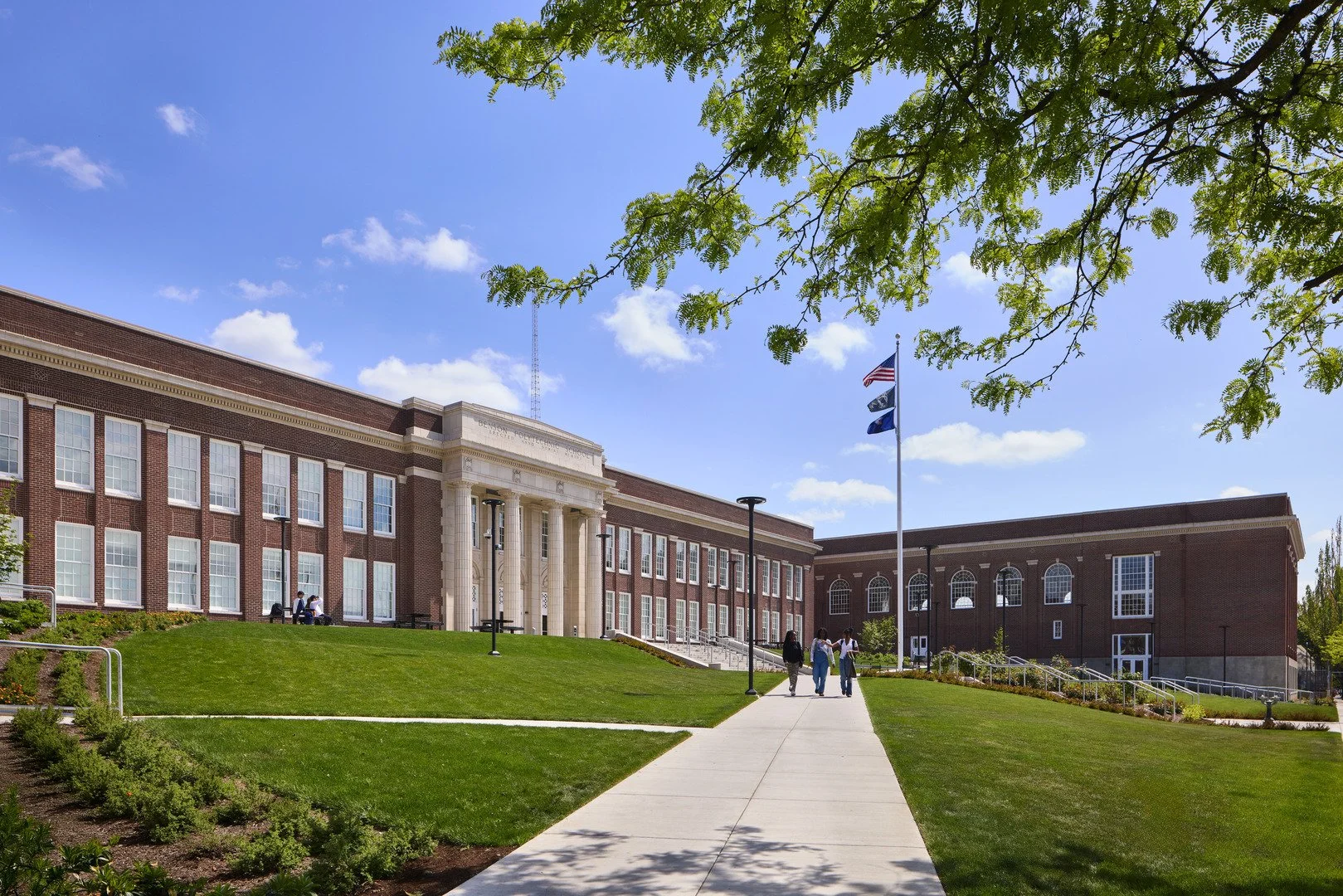 Benson Polytechnic High School Modernization Wins DJC Oregon Top Projects Award