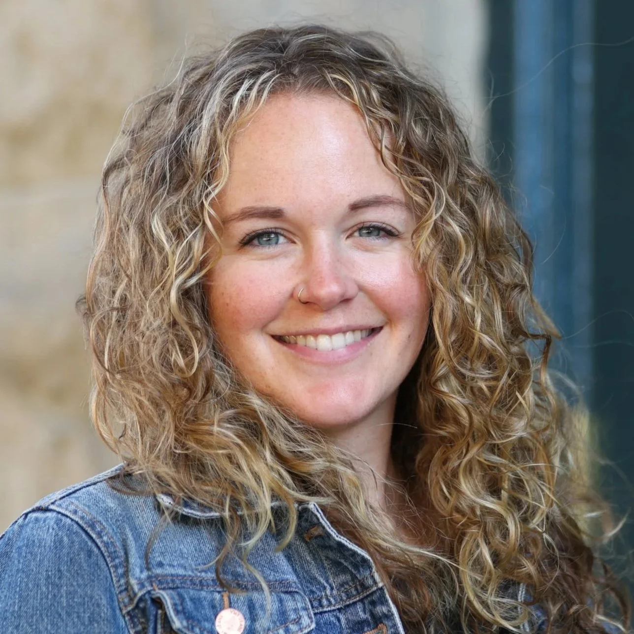 Ellie Lange