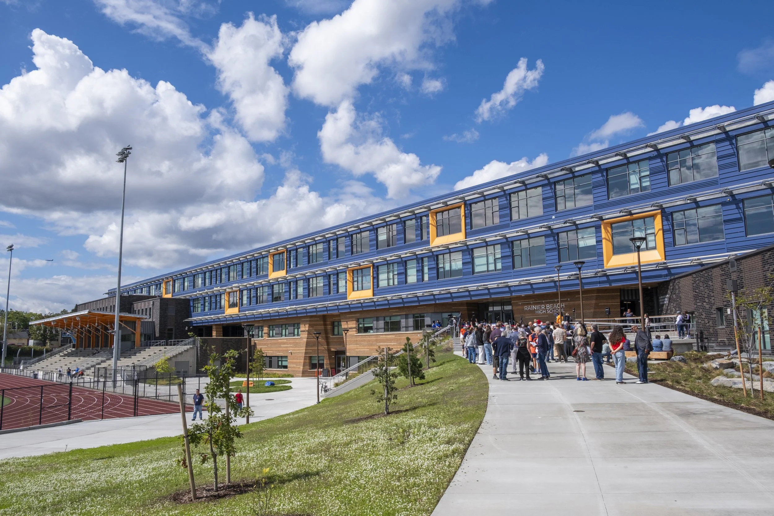 RBHS-RibbonCutting-3.jpg