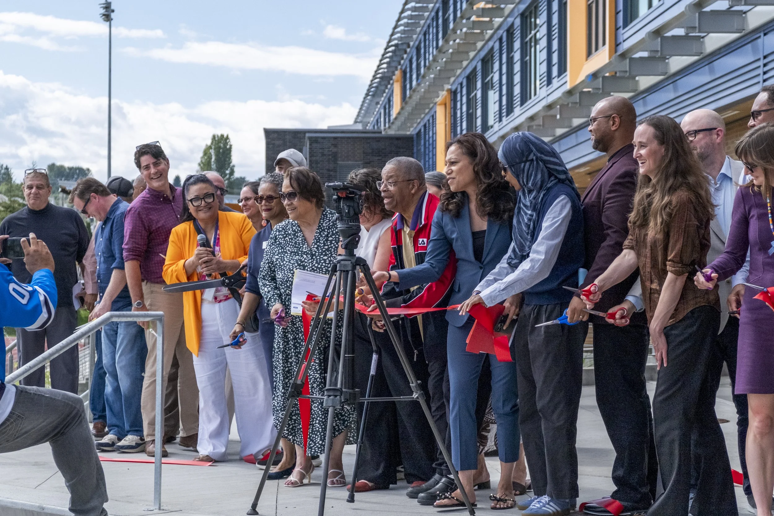 RBHS-RibbonCutting-10.jpg