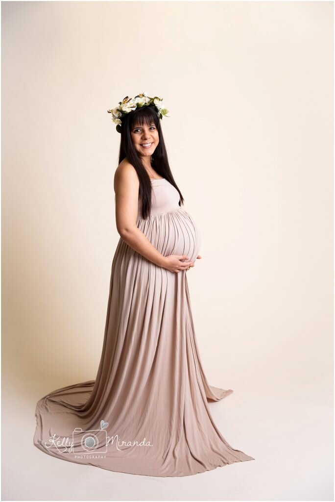 milena-and-ray-maternity-3-684x1024.jpg