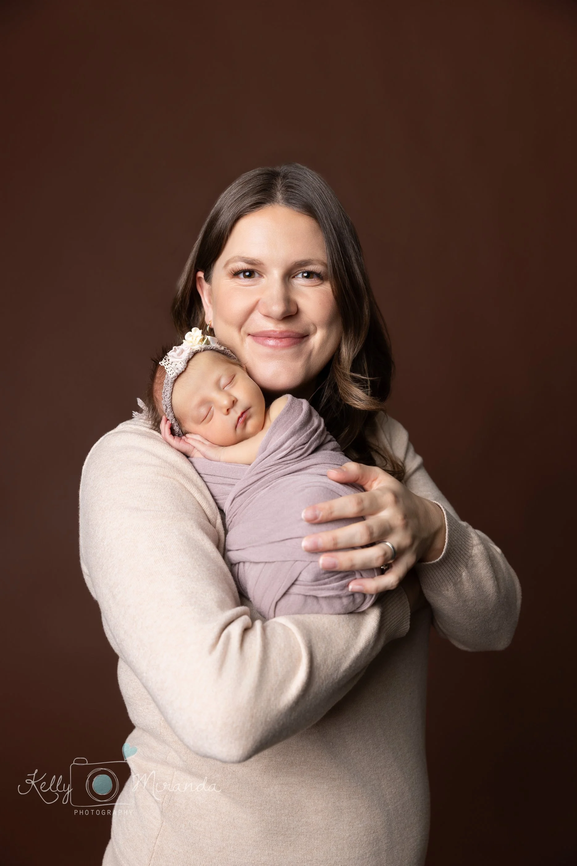 Colette Newborn WEB 4.jpg