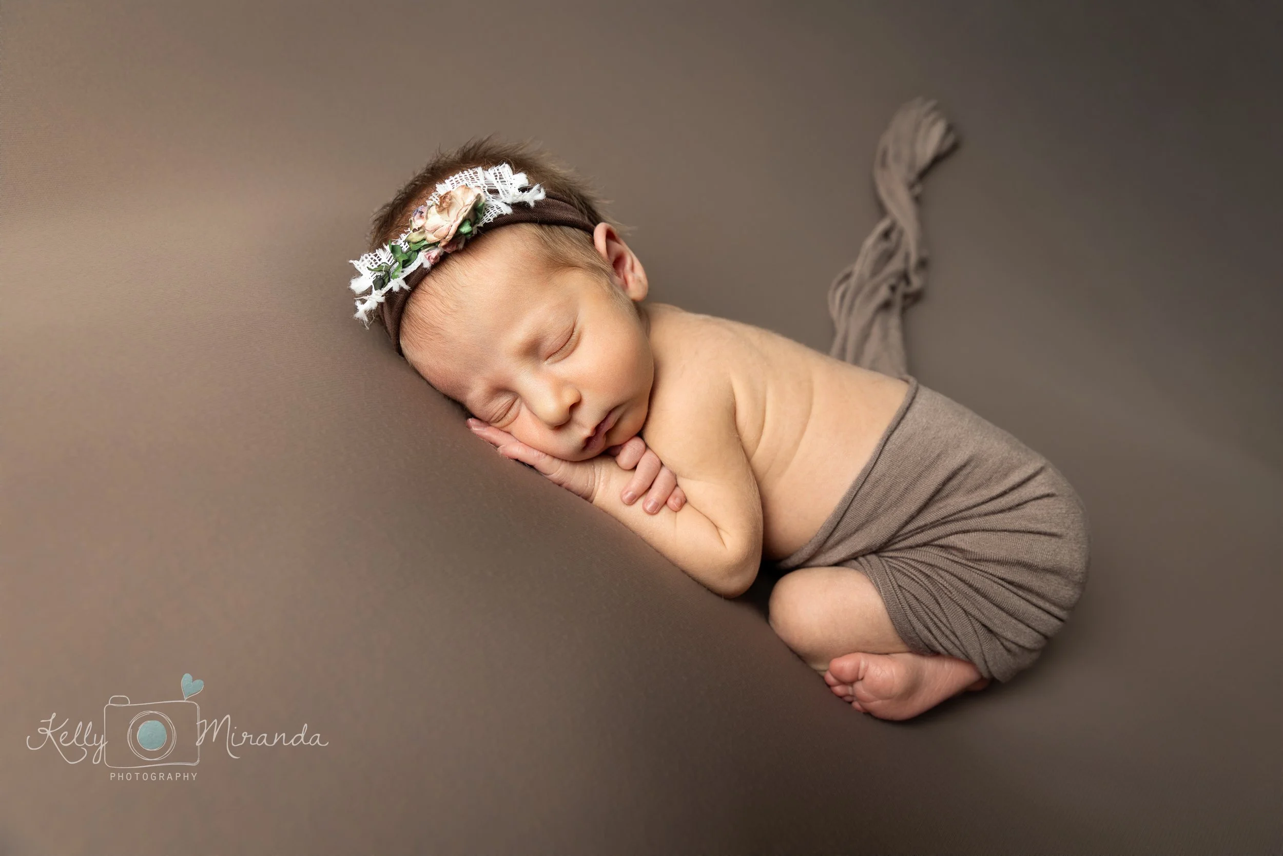 Colette Newborn WEB 17.jpg