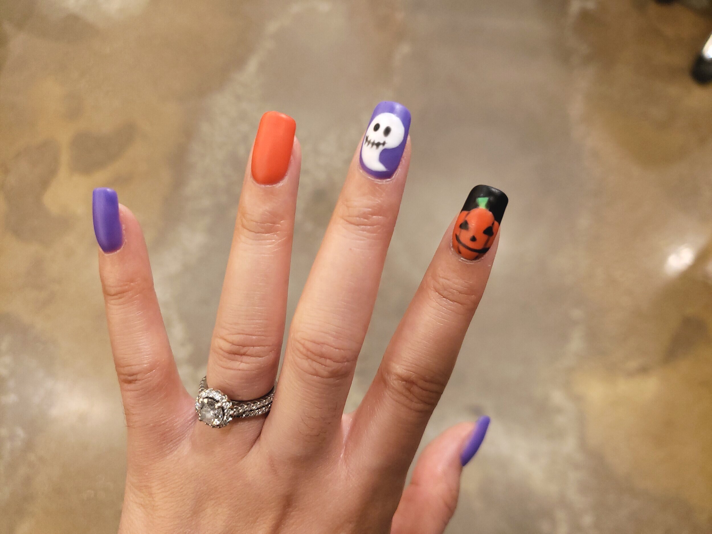 halloween gel nail design 2024