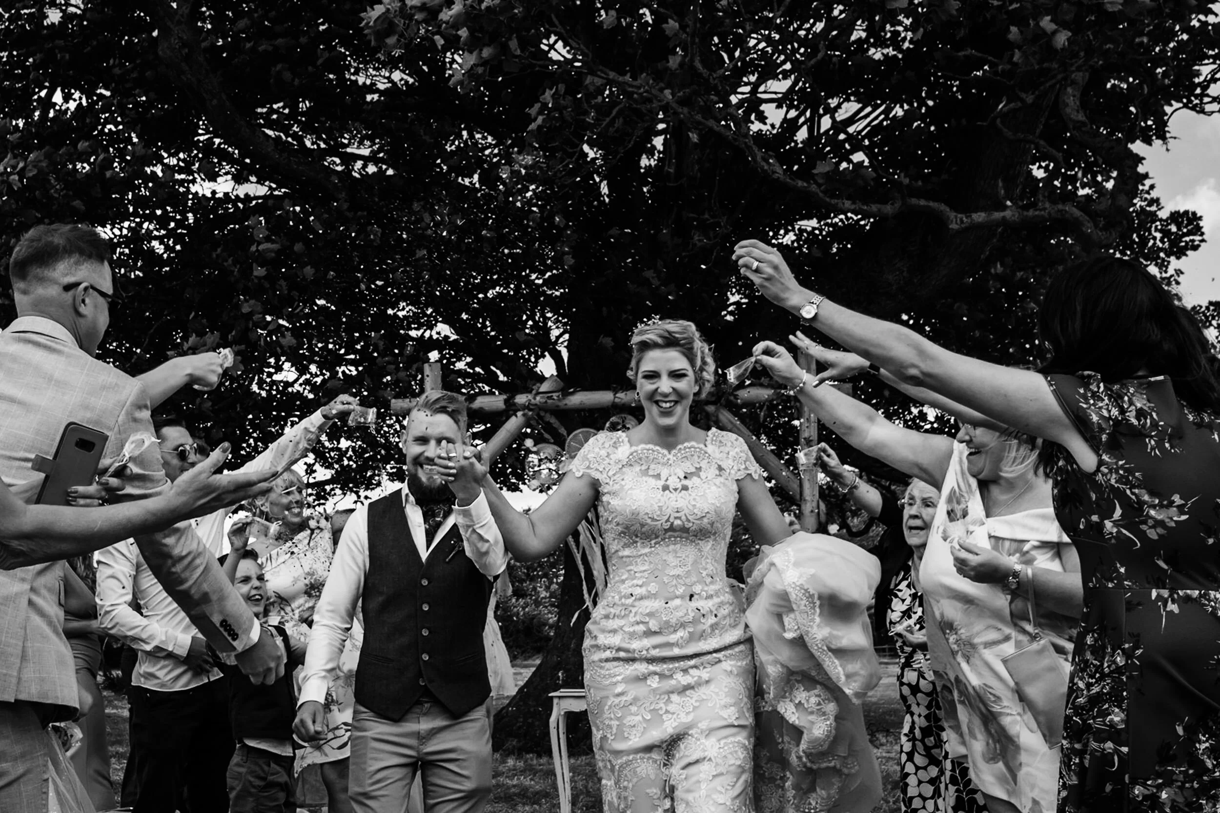 cattows-farm-leicesteshire-tipi-outdoor-ceremony-wedding-photographer.JPG