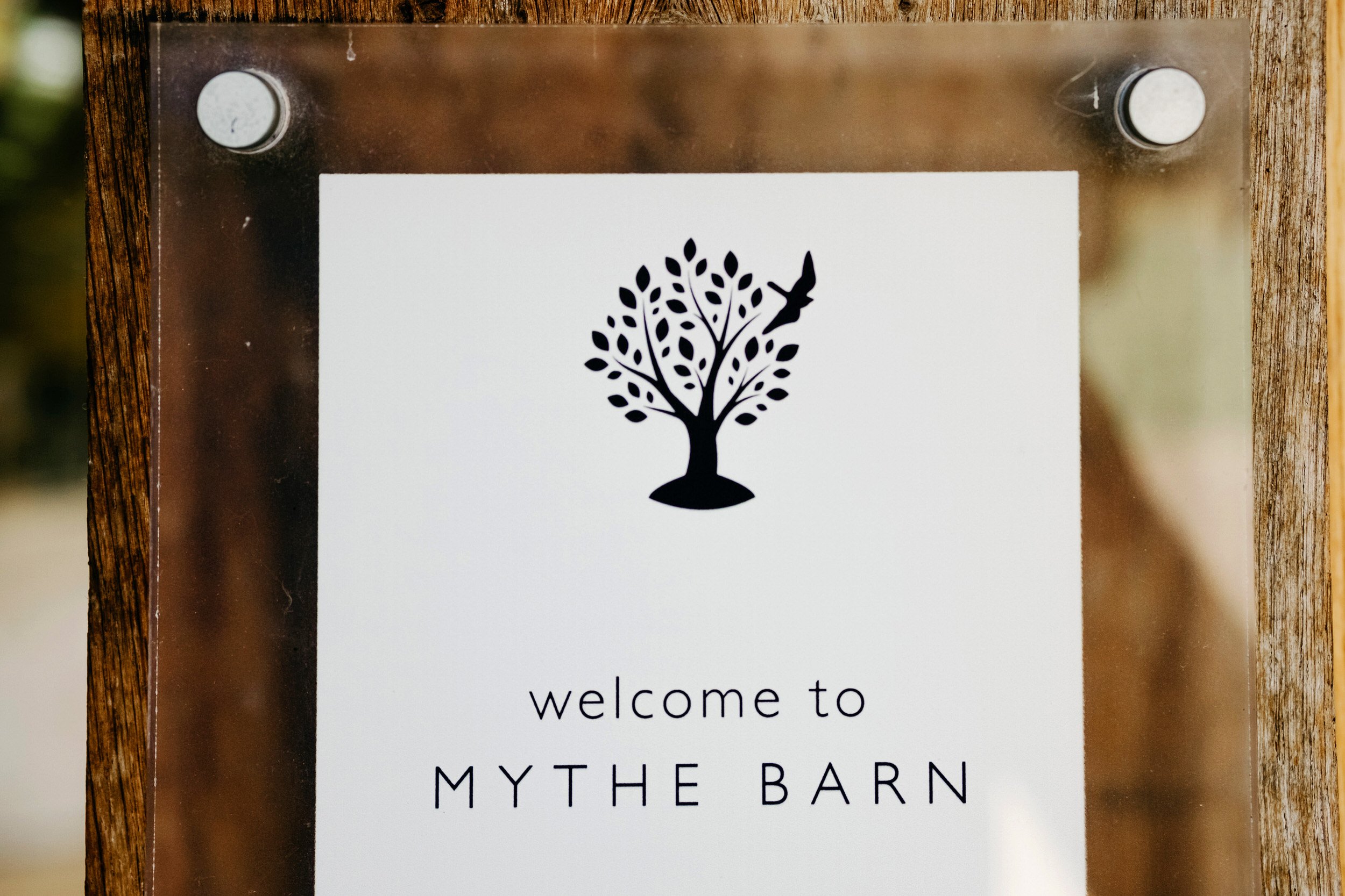mythe-barn-wedding-photographer-1005.jpg