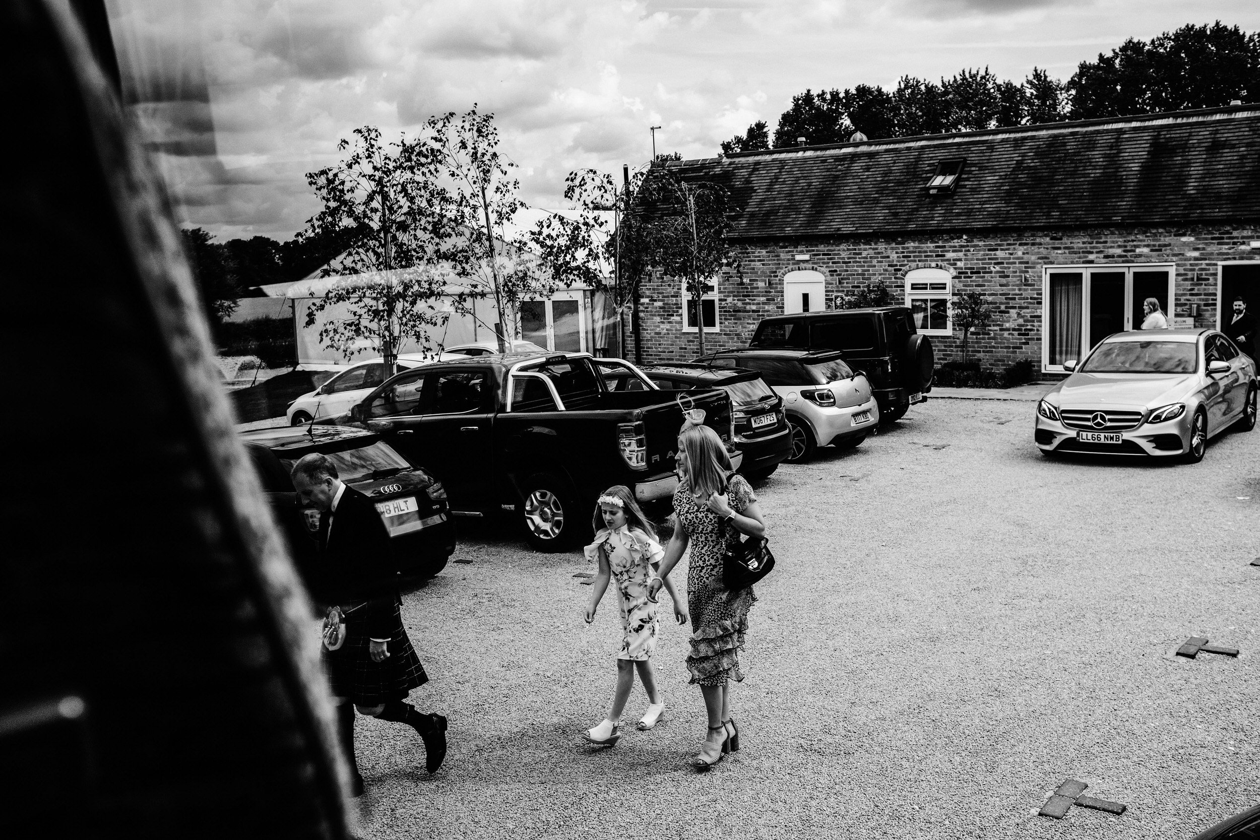 alrewas hayes-tutbury castle-wedding-photographer-10057.jpg
