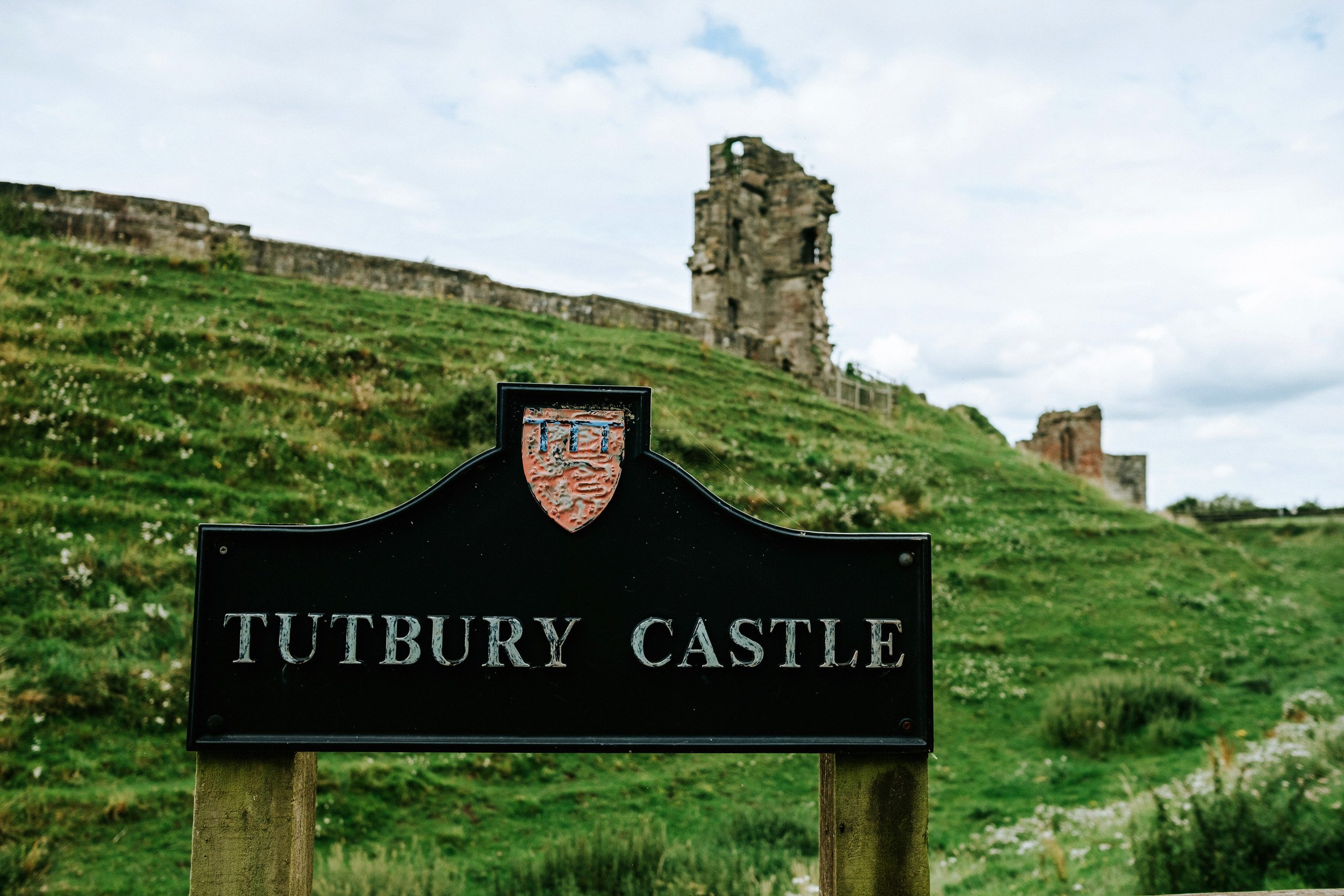 alrewas hayes-tutbury castle-wedding-photographer-10061.jpg