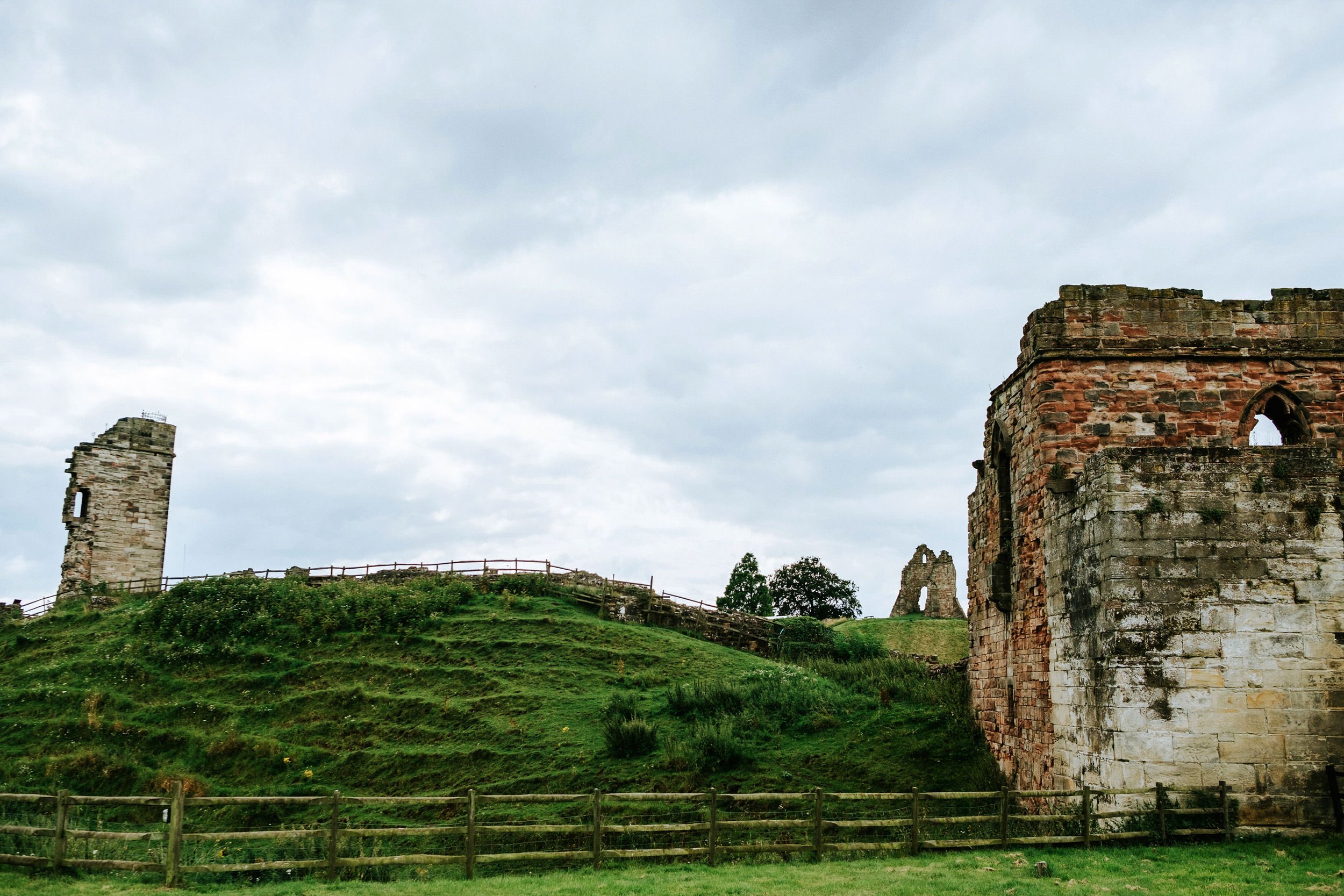 alrewas hayes-tutbury castle-wedding-photographer-10063.jpg