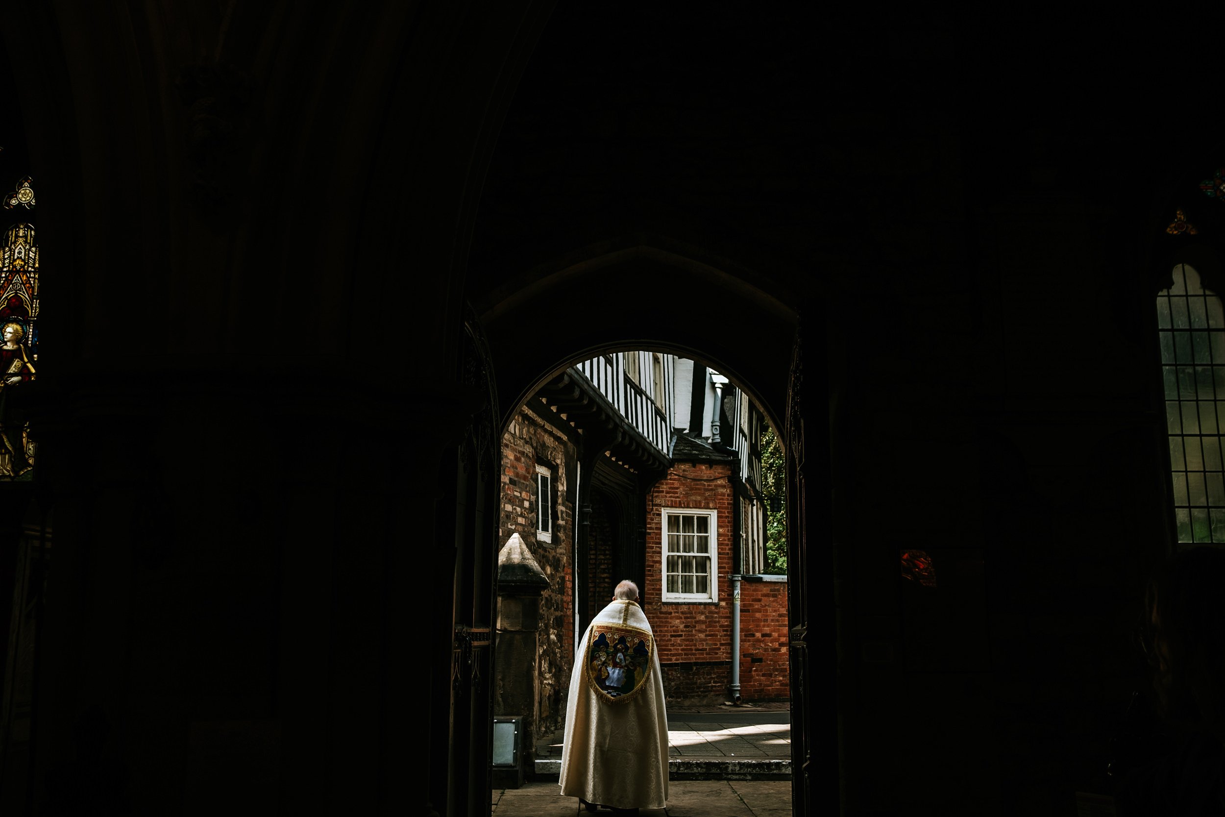 st-mary-de-castro-leicester-wedding-photographer-10049.jpg