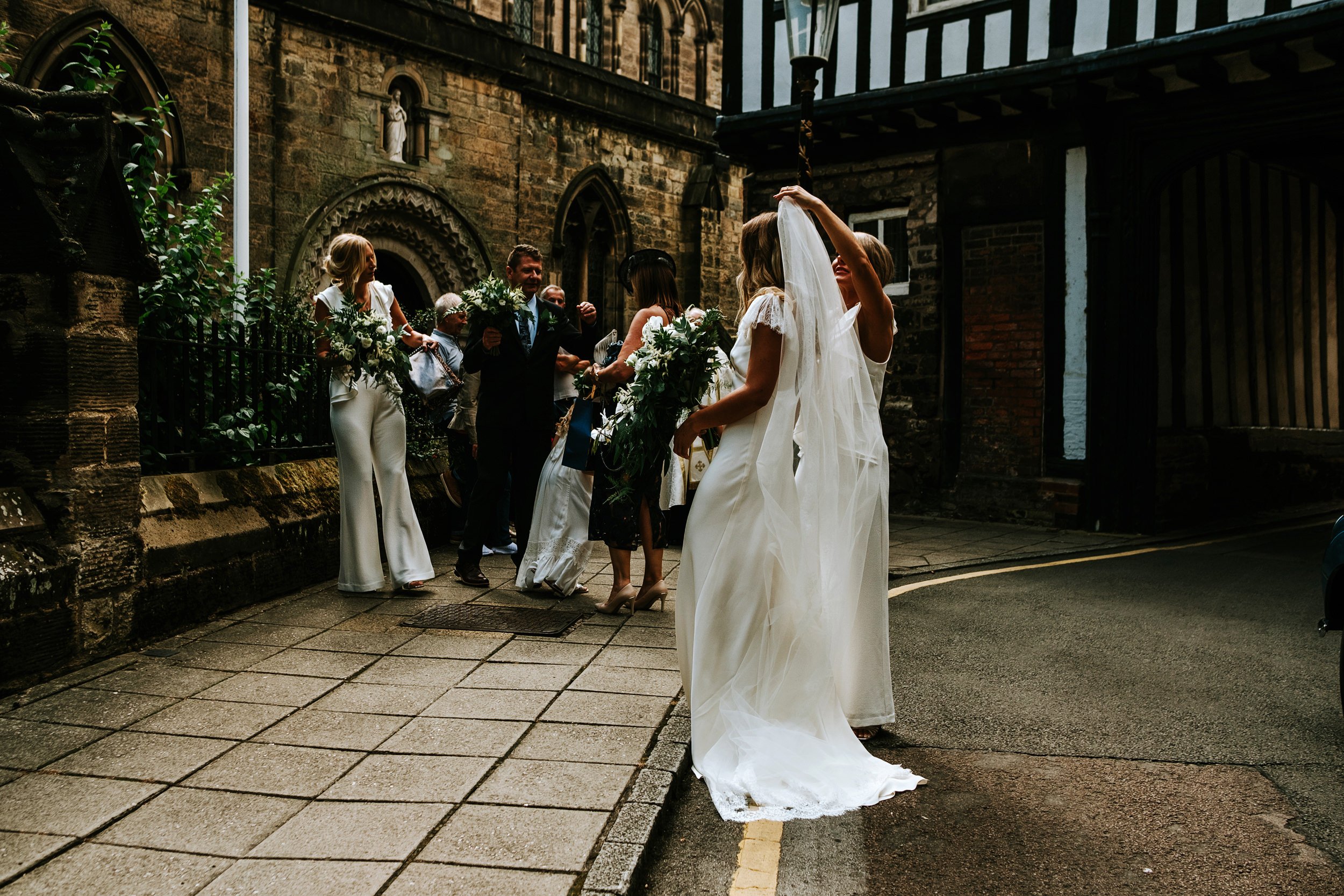 st-mary-de-castro-leicester-wedding-photographer-10056.jpg