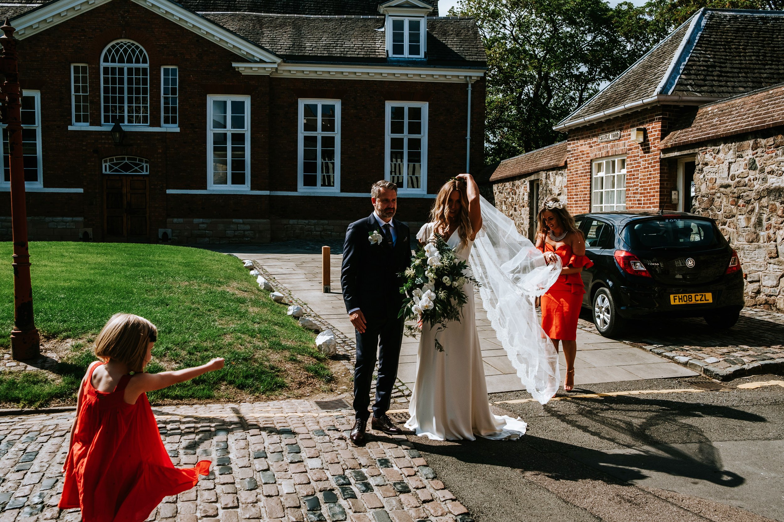 st-mary-de-castro-leicester-wedding-photographer-10090.jpg