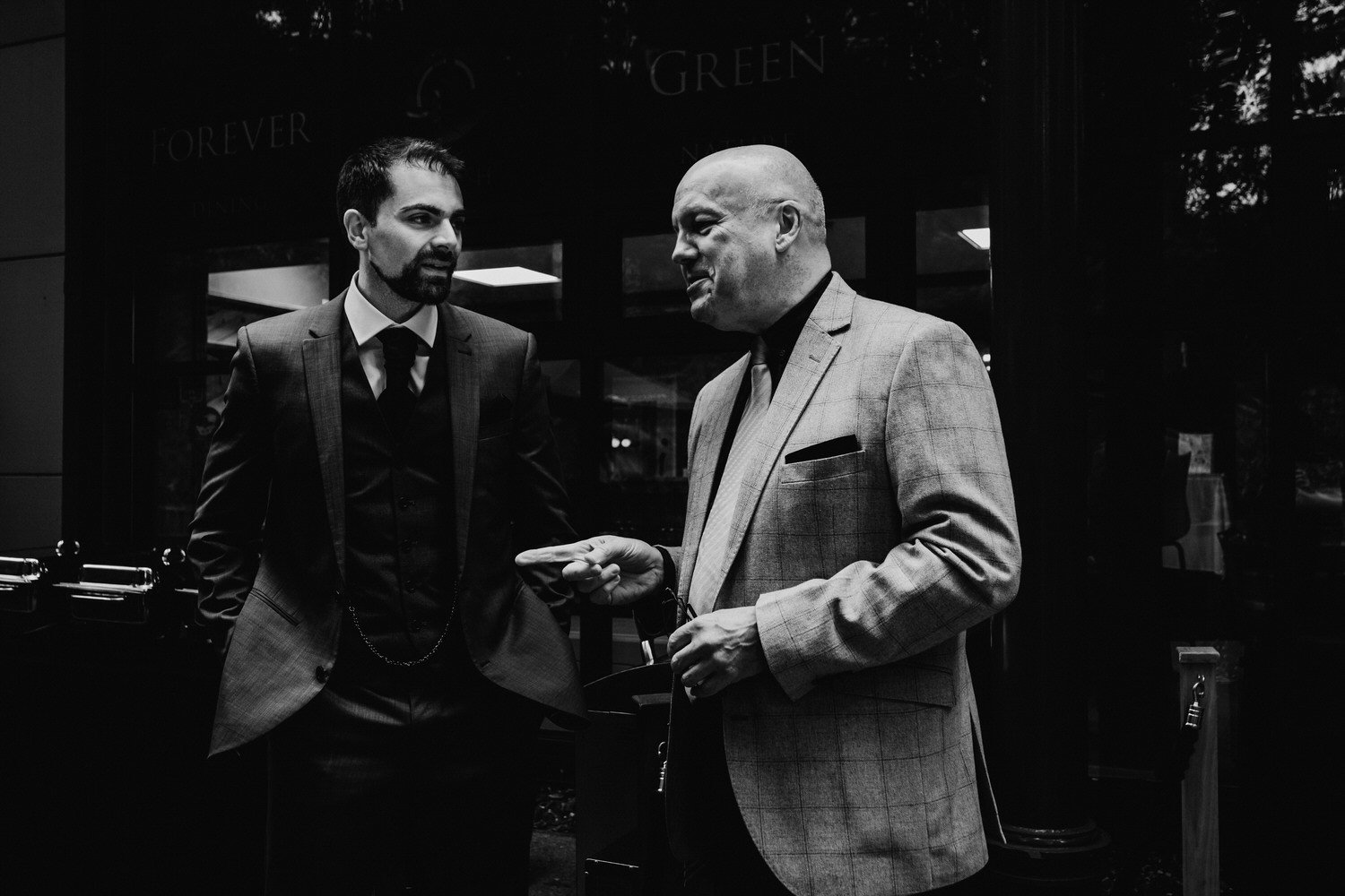 D&A-100346_b&w-forevergreen-wedding-photographer-nottingham.jpg