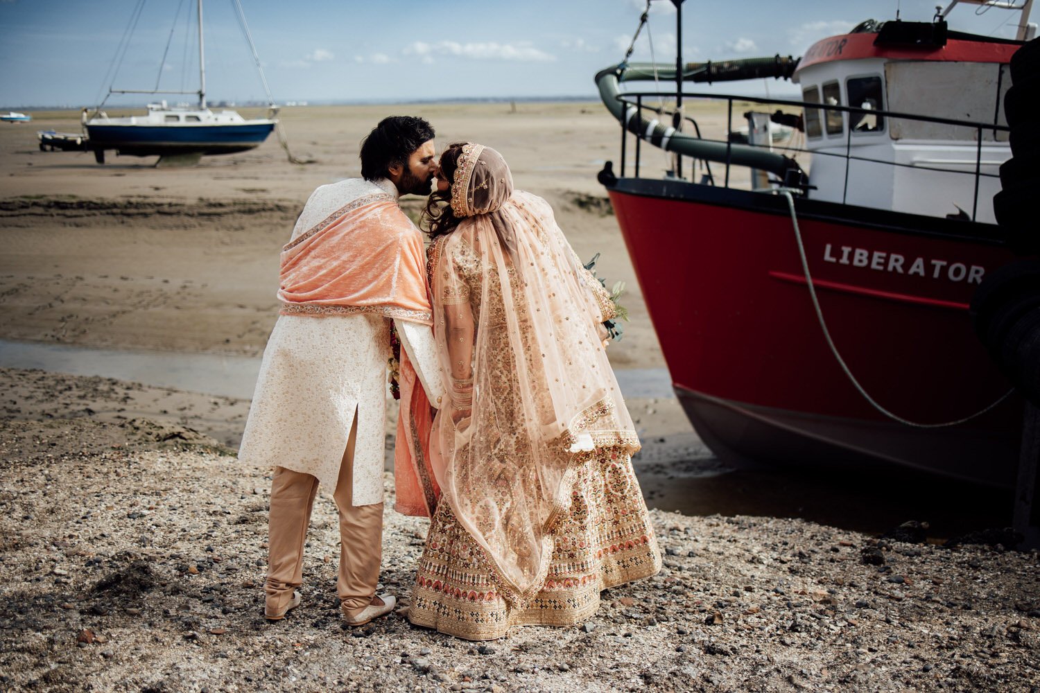 Essex-documentary-wedding-photographer-lovely-creatures-100434.jpg