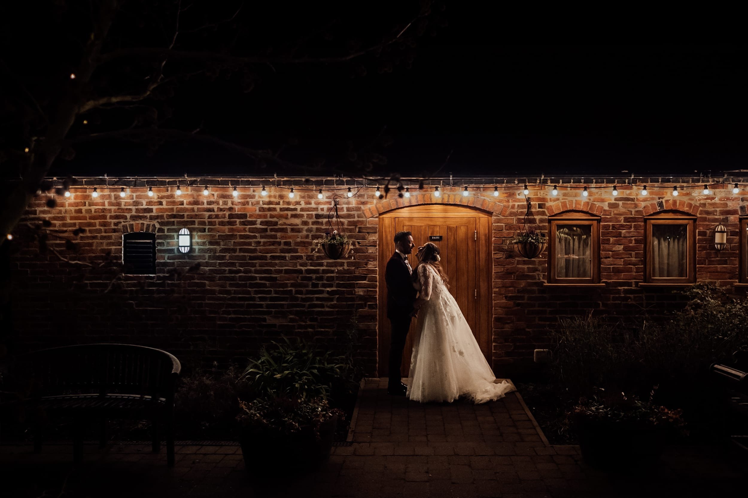 mythe-barn-wedding-photographer-10044.jpg