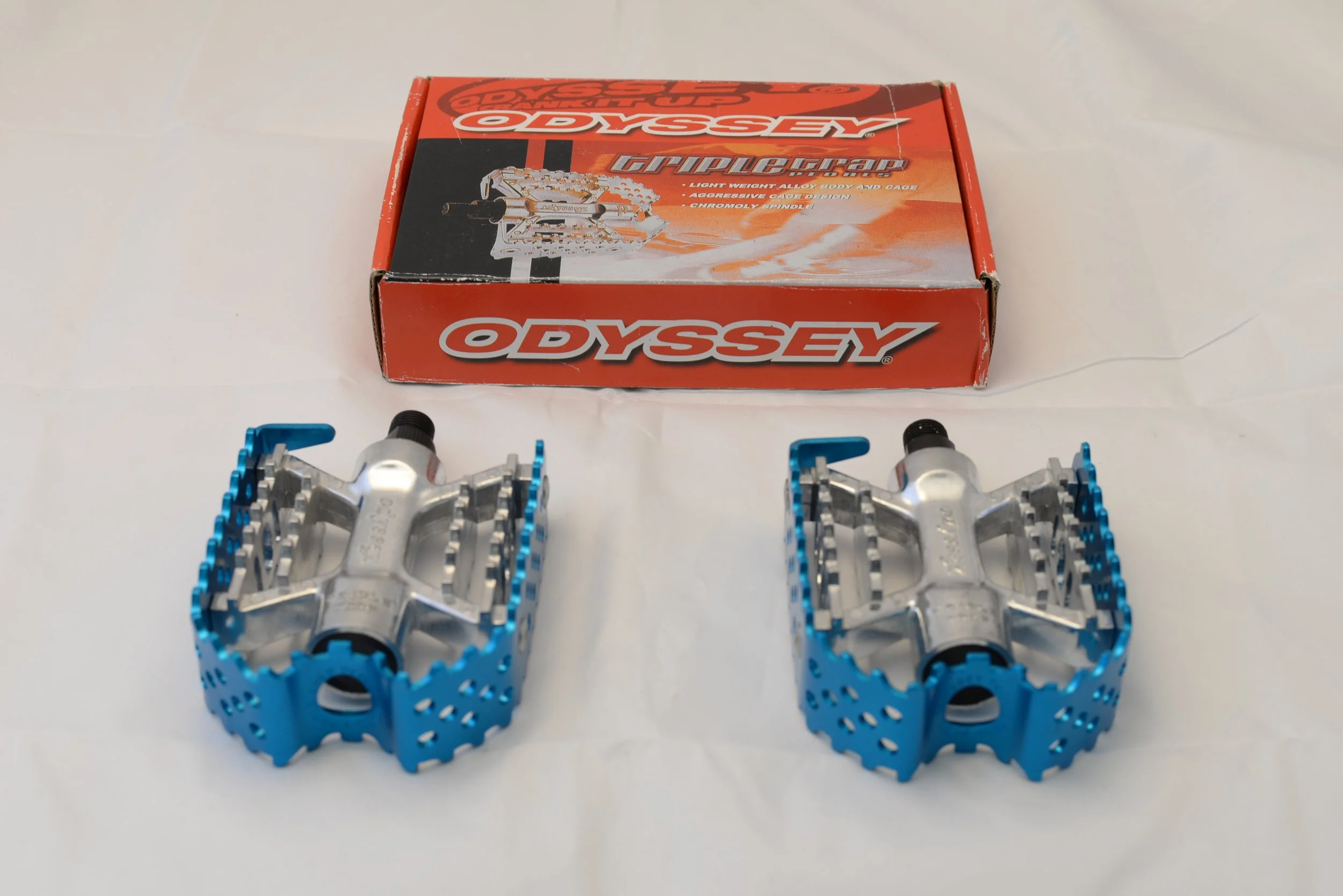 PEDALS ODYSSEY -  MX TRIPLE TRAP 9/16 BLUE