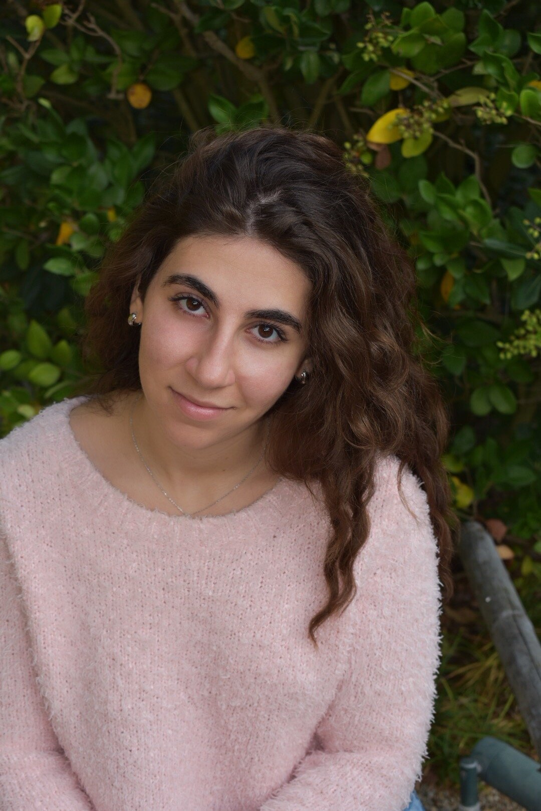 VictoriaMelkonyanHeadshot.JPG