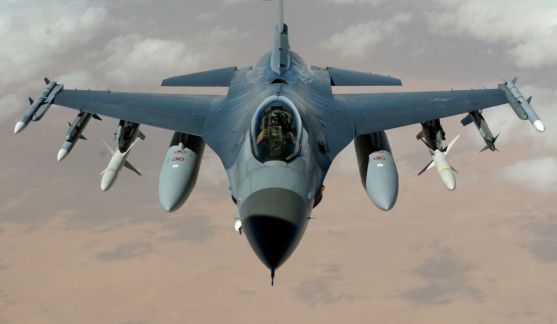 5f77bbf6-9b55-4202-a5f5-8bf185388955_aircraft-g463fcda57_1920.jpeg