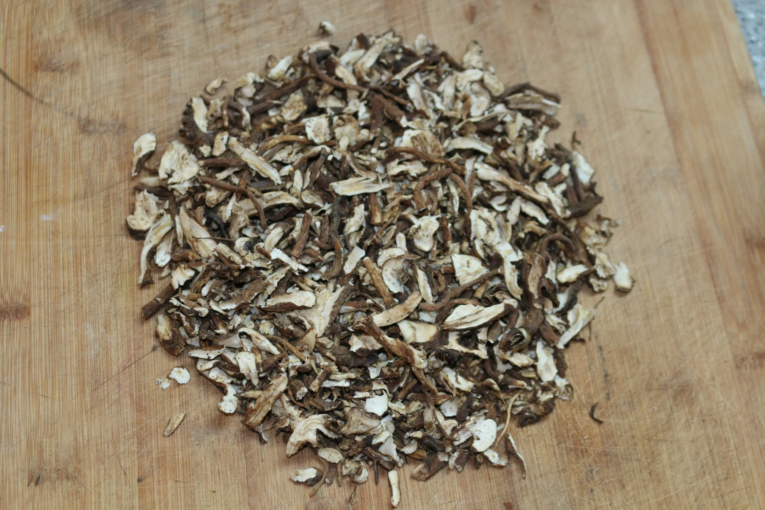 Dandelion Root, Dried, Taraxacum officinalis