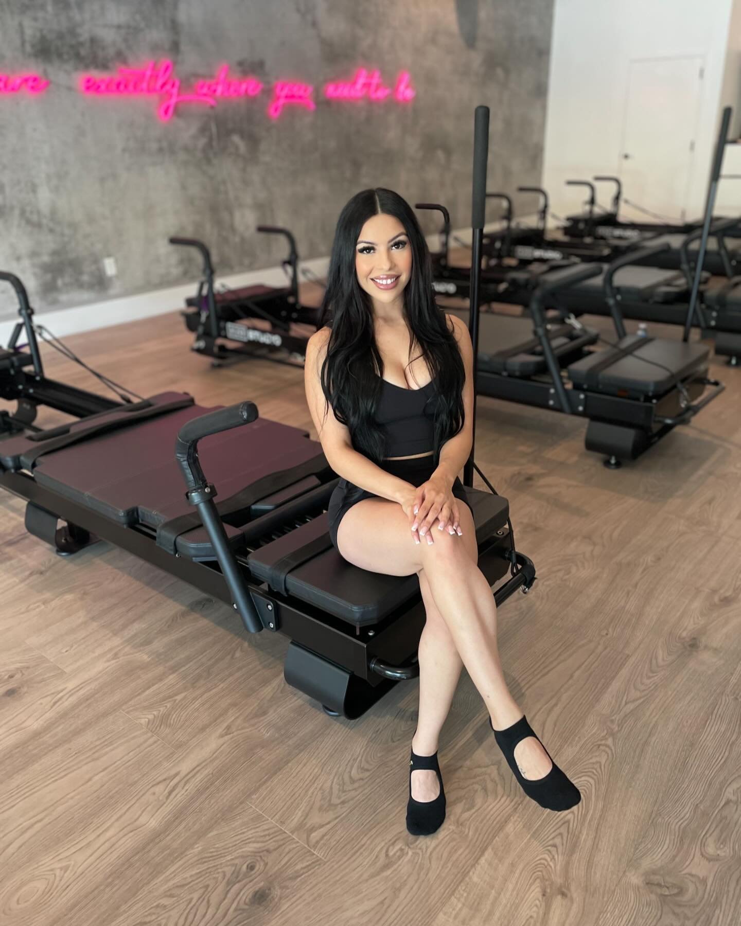 XCREW LG please give it up for our final new trainer intro of this week, the fabulous @lashed.bynicki 

Nicole is an OG X2o member&hellip;I think maybe even one of our first 20 members! She&rsquo;s crushed close to 500 classes which is an amazing fea