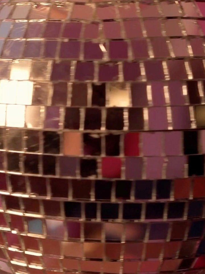 Mic check, is this thing on? You guys, we&rsquo;re sooo excited to introduce @jaymeebaaby as our DJ for Friendsgiving Friday 🤩

Jaymee is one of the HOTTEST DJs in the Bay Area 🔥 She has played at Outside Lands, San Francisco Giants and Oakland Ath